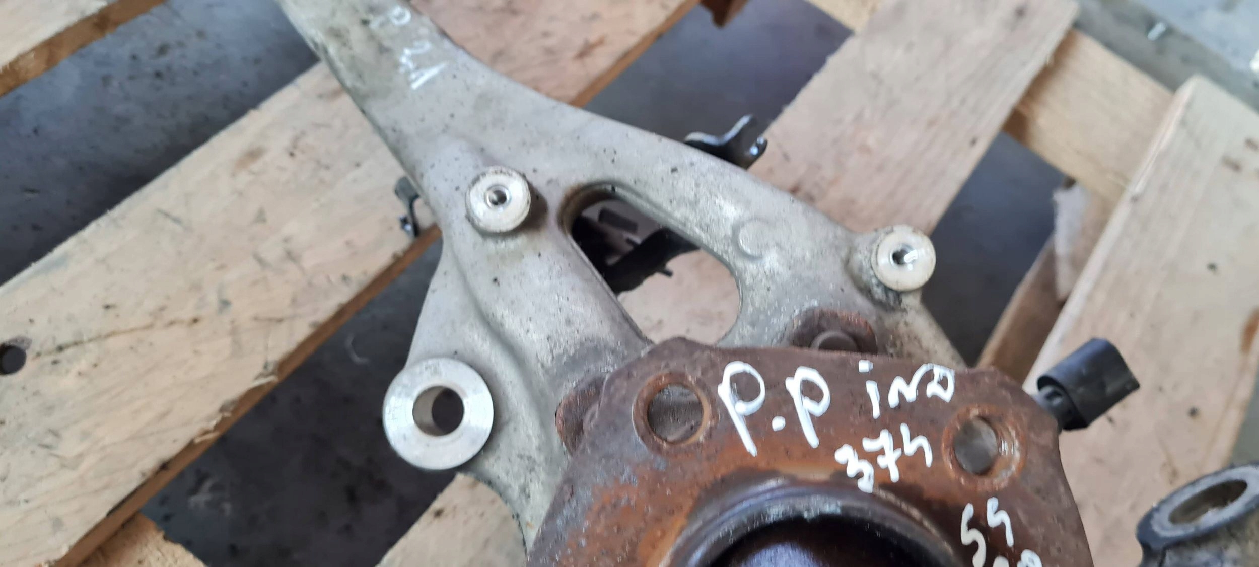 S4 B9 8W A4 swing right right front 8W0407254F 8W0407560 A5 8W S5