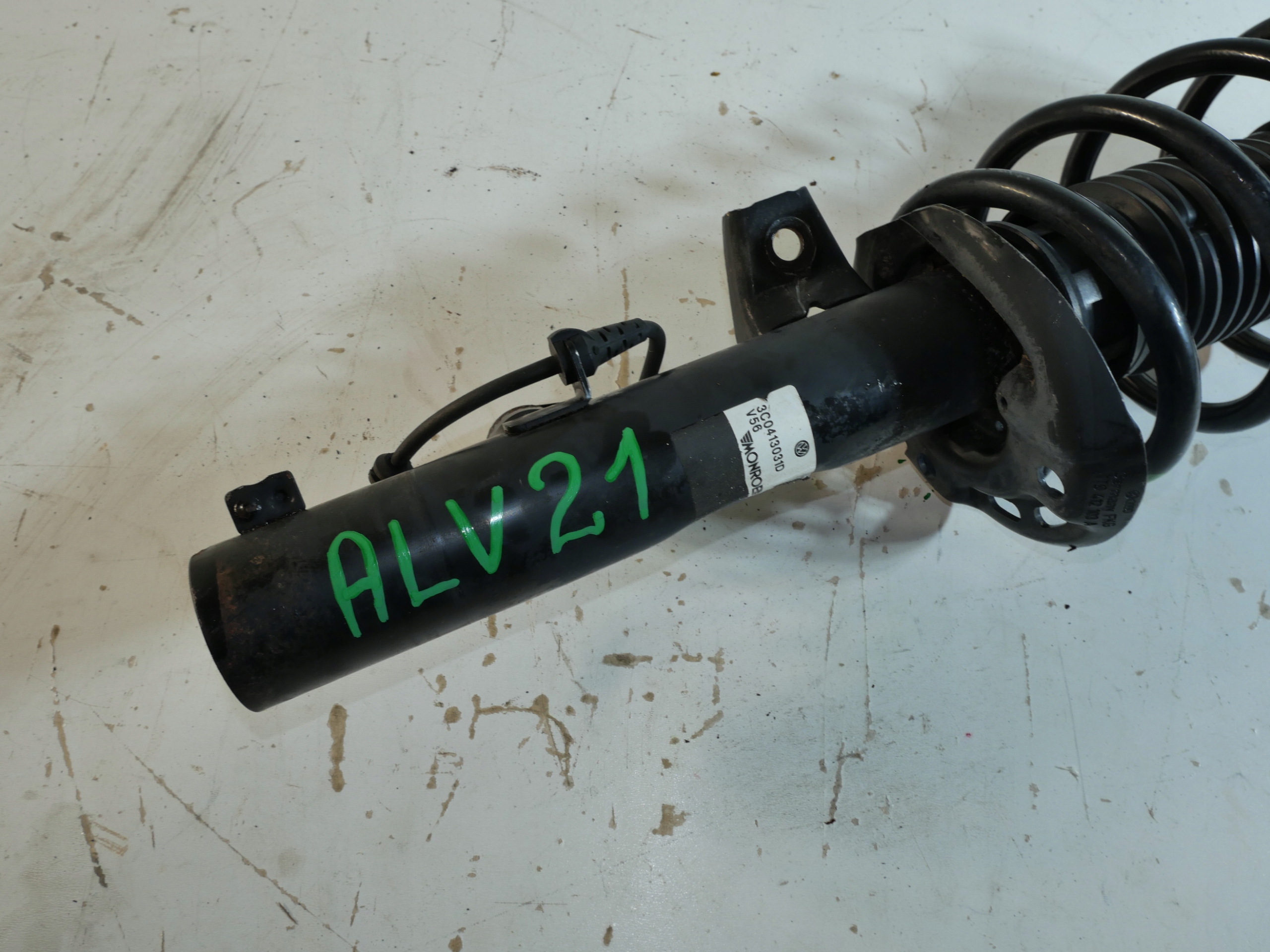 McPherson shock absorber VW 3C0413031D AKTYWNY