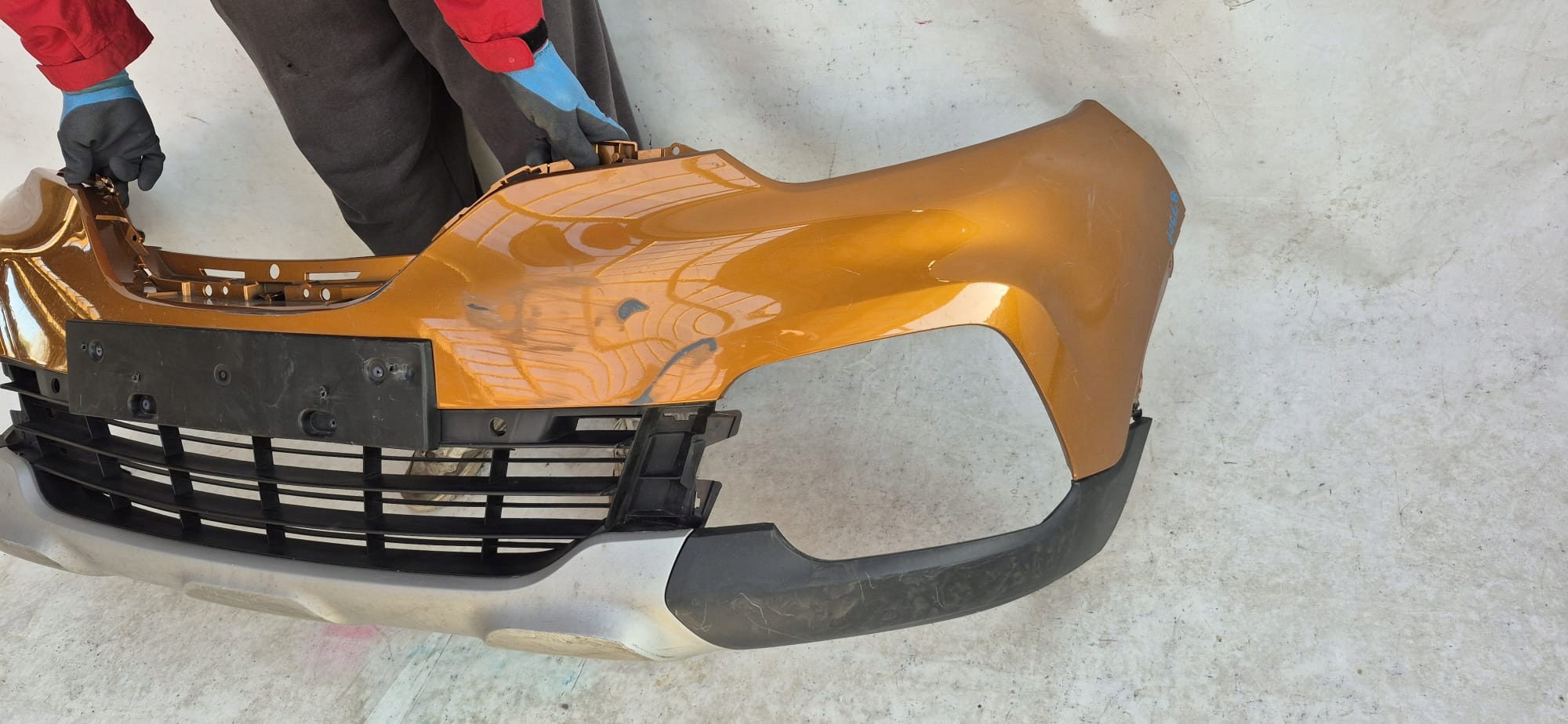 RENAULT CAPTUR and 1 LIFT 17-19 bumper front front PDC