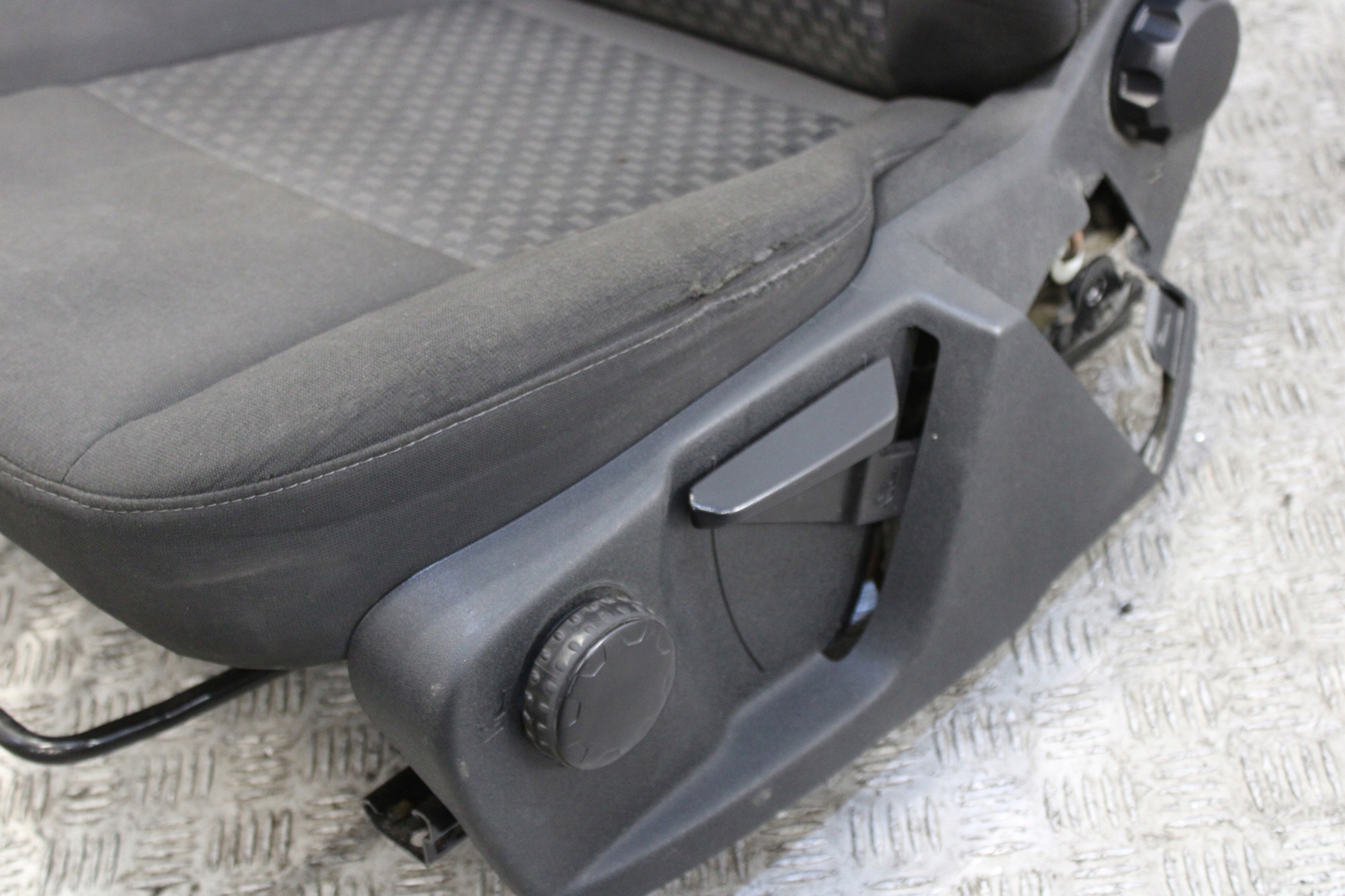 seat left driver´s FORD TRANSIT MK8 LIFT