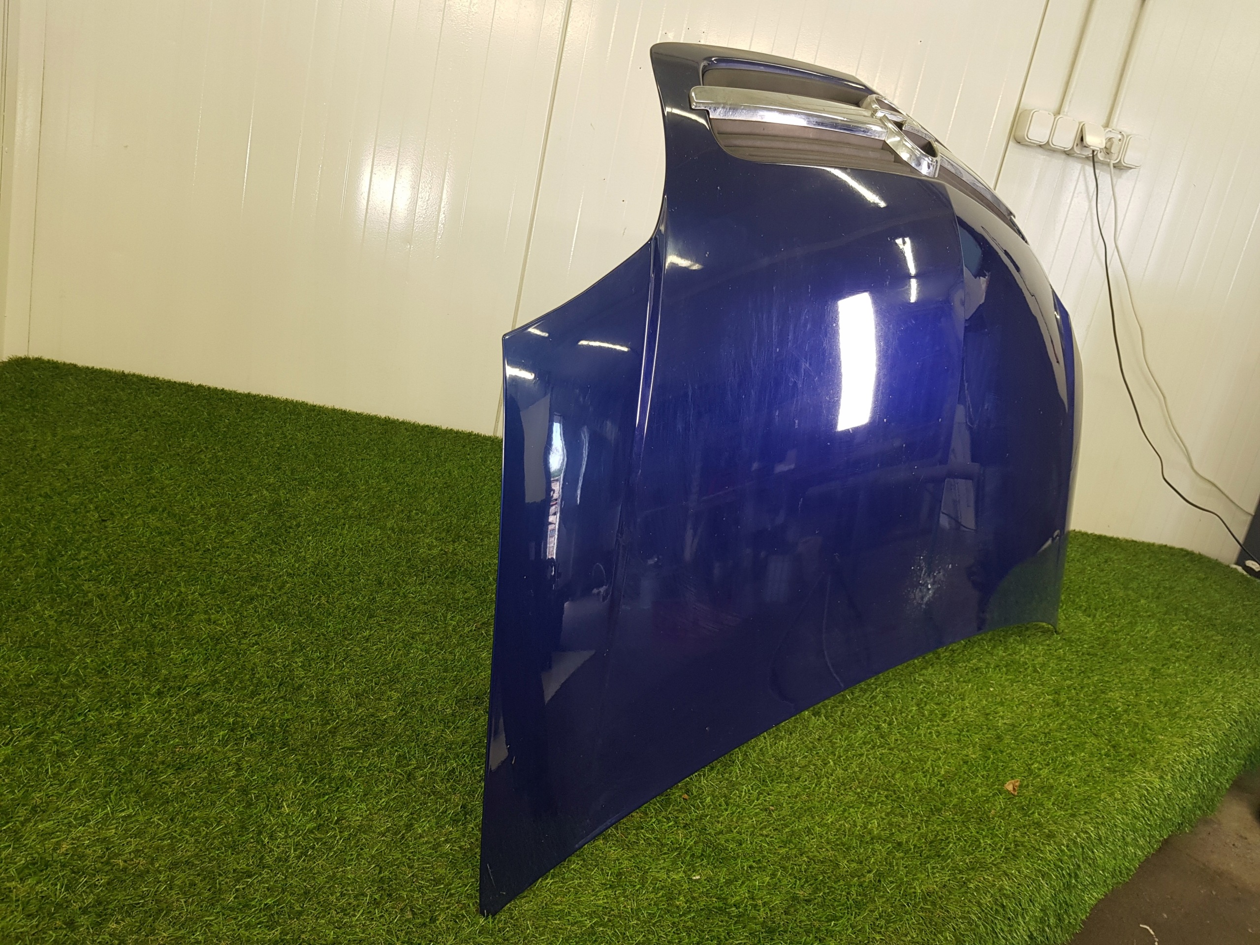 Capot OPEL MERIVA A 2004