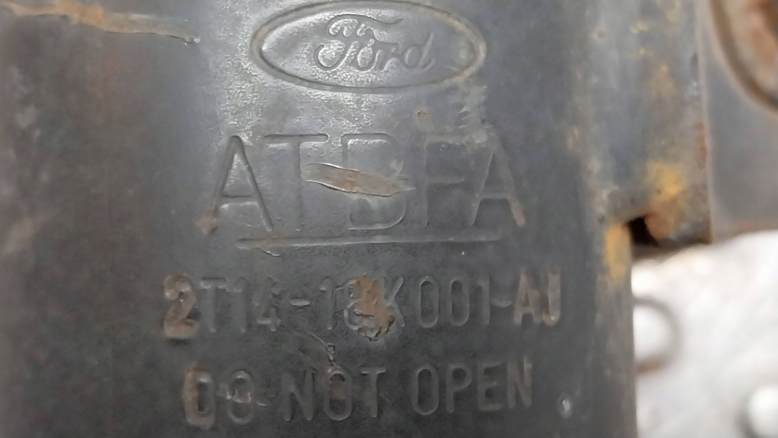 shock absorber left front 2T14-18K001-AJ FORD TRANSIT CONNECT 02