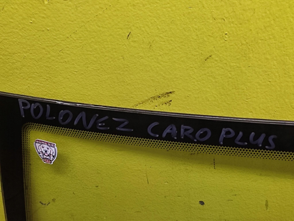 POLONEZ CARO plus window front iron