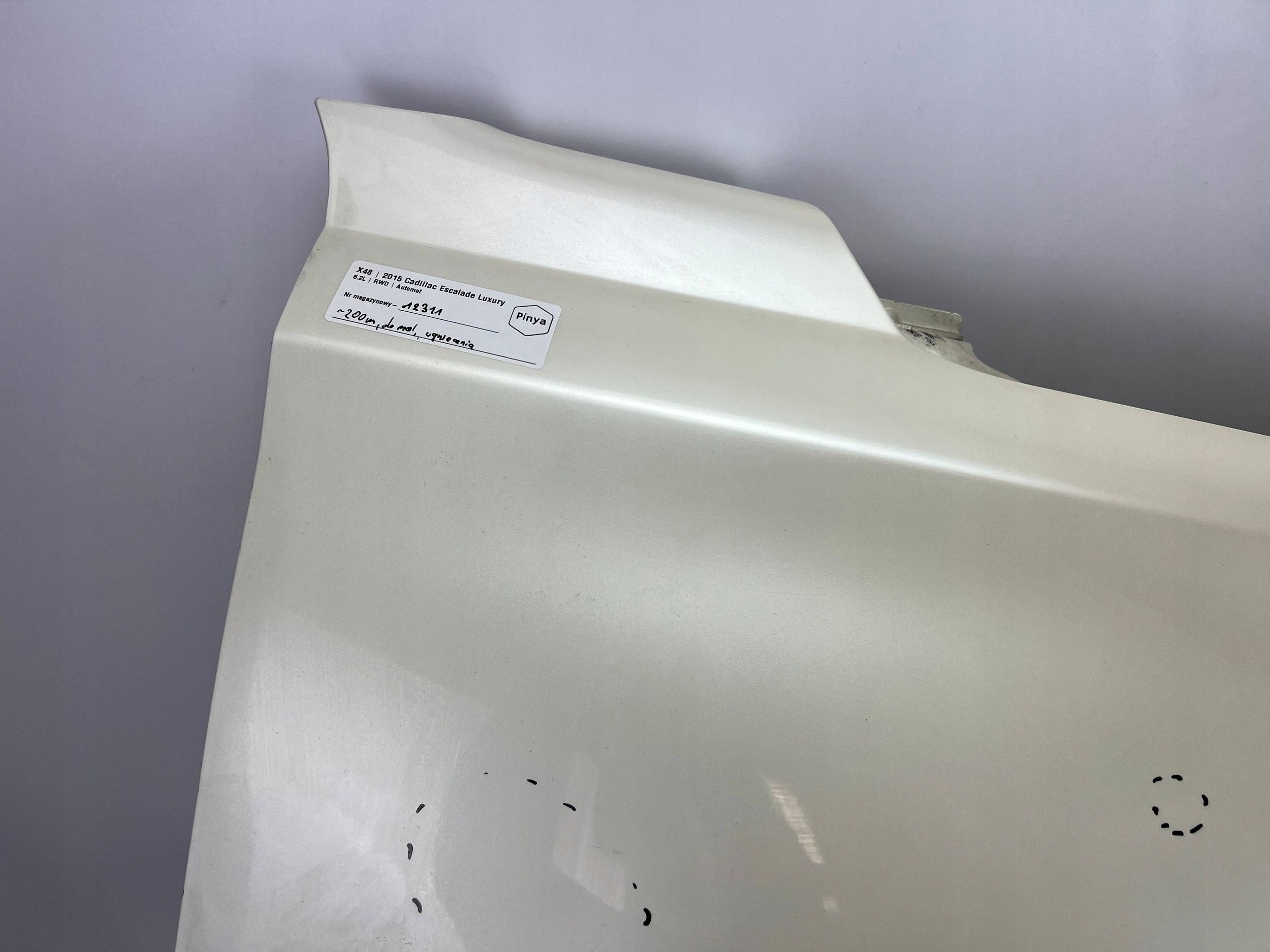 fender right front Cadillac Escalade IV 2015+