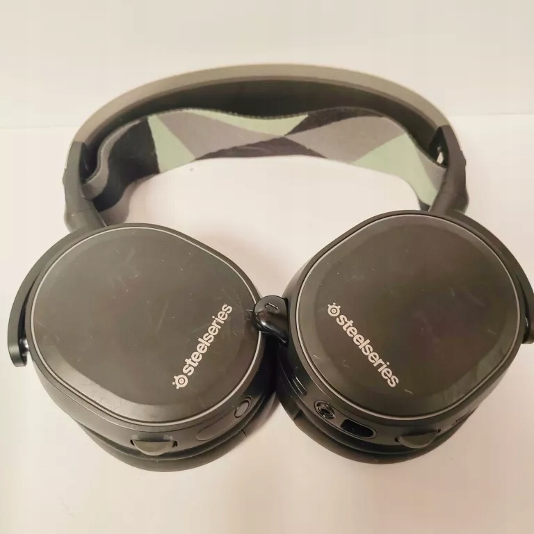 Słuchawki bezprzewodowe nauszne SteelSeries Arctis Sklep