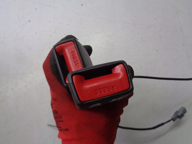 ремней Dacia SPRING EV 2022 год