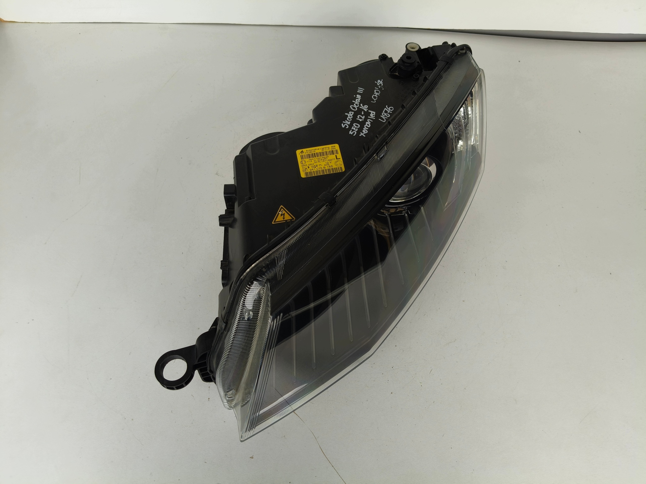 light left REFLEKTOR SKODA OCTAVIA III 3 5E 5E0 12-16 XENON LED