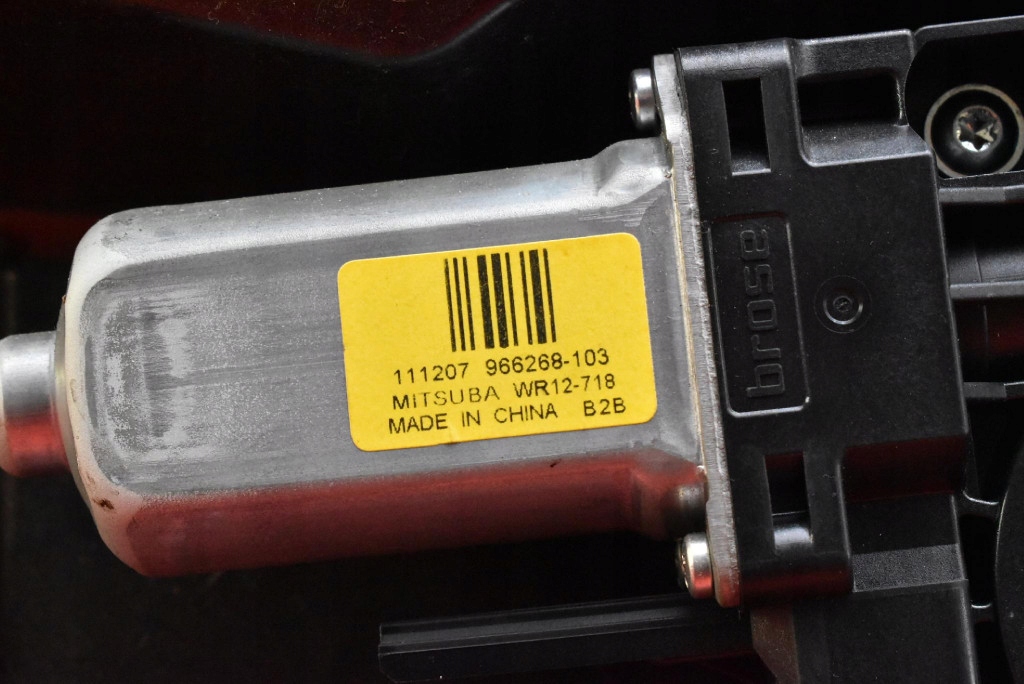 window regulator left front EU 30753327 VOLVO XC60 1 and 08-13