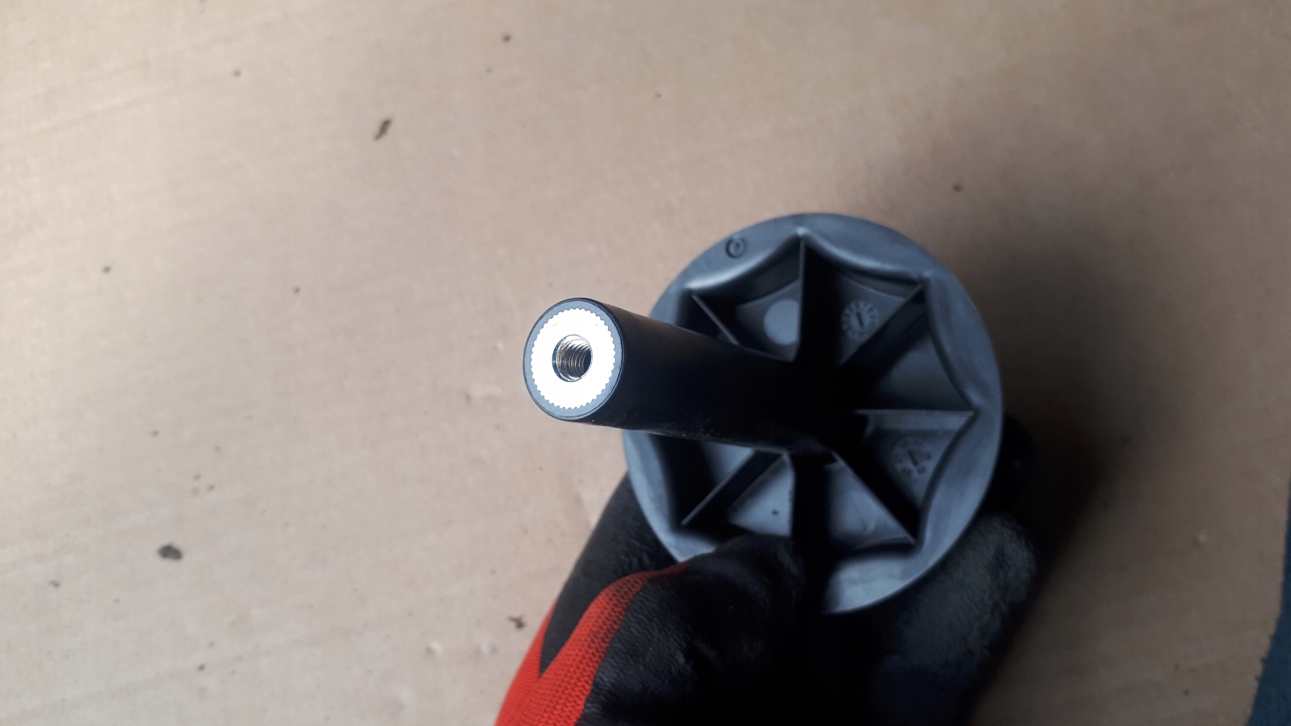 S4 B9 A4 8W VIS ROUES DE LA ROUE DE SECOURS 8W9863695A A5 S5