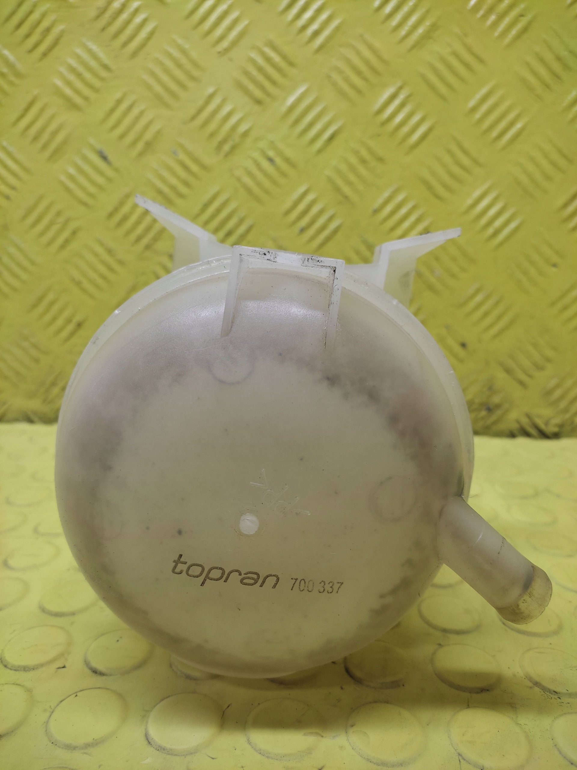 RENAULT MEGANE COUPE water tank