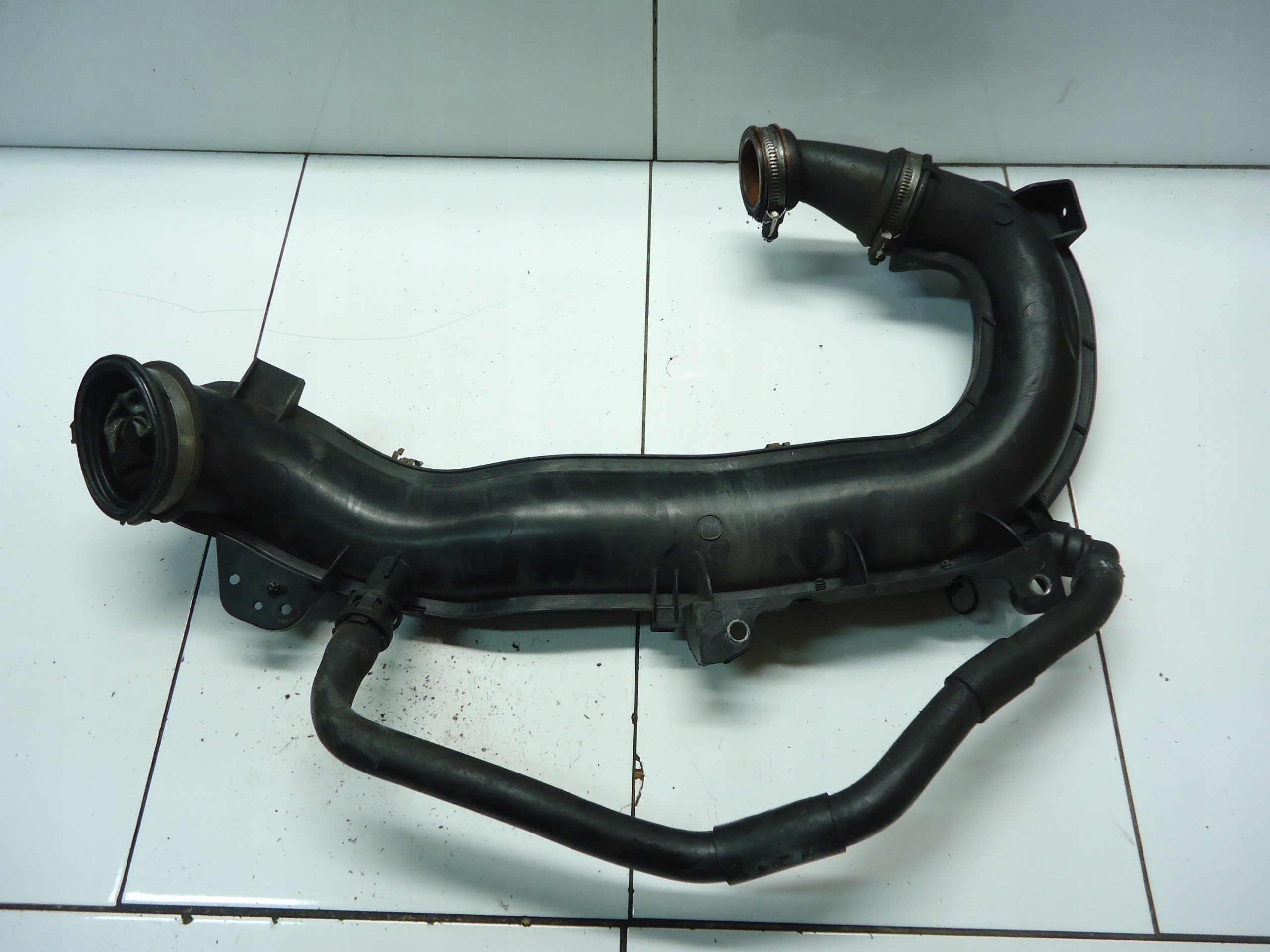FORD S-MAX KUGA MK2 2.0TDCI pipe air AV61-9C623-BE