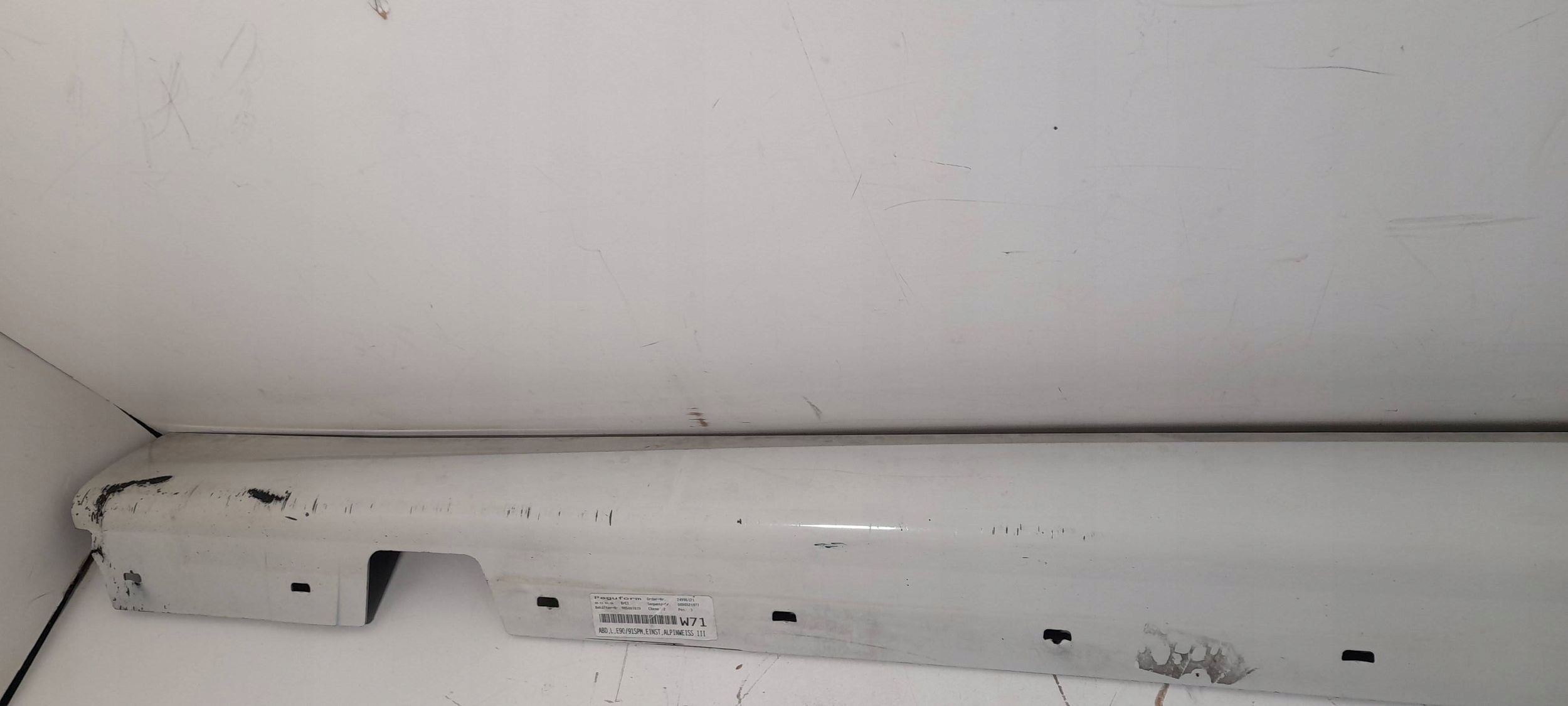 BMW 3 E90 E91 moulding threshold left Alpinweiss III 15857711 (LS70)
