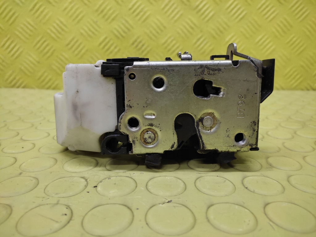 FIAT DOBLO lock door left front