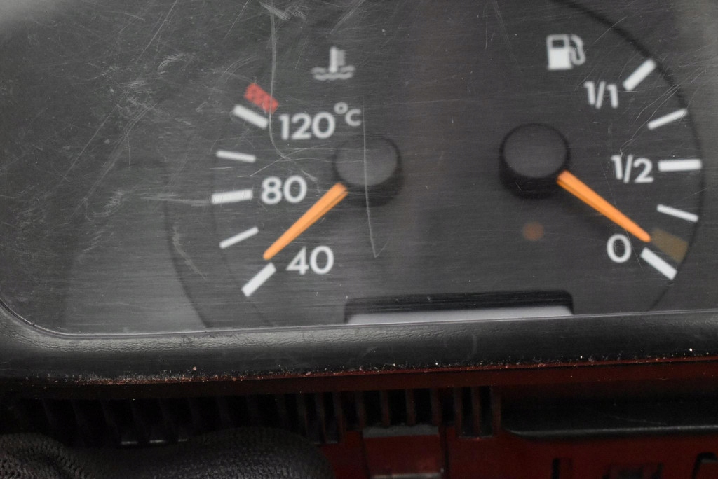 спидометр часы европа 2025406948 MERCEDES W202 2.0 компрессор 192KM РЕСТАЙЛИНГ