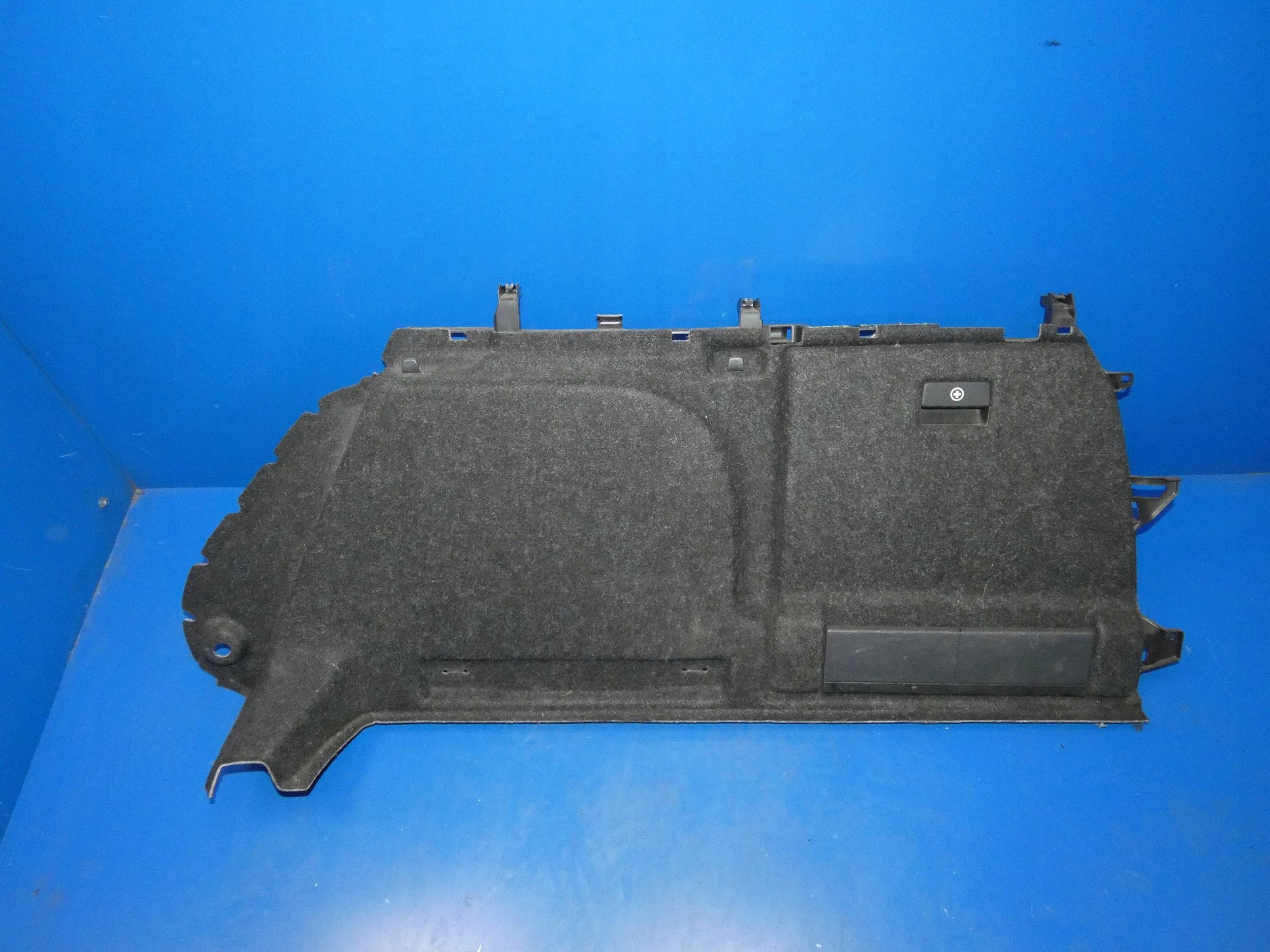 SKODA SUPERB III KOMBI boot upholstery right rear part rear