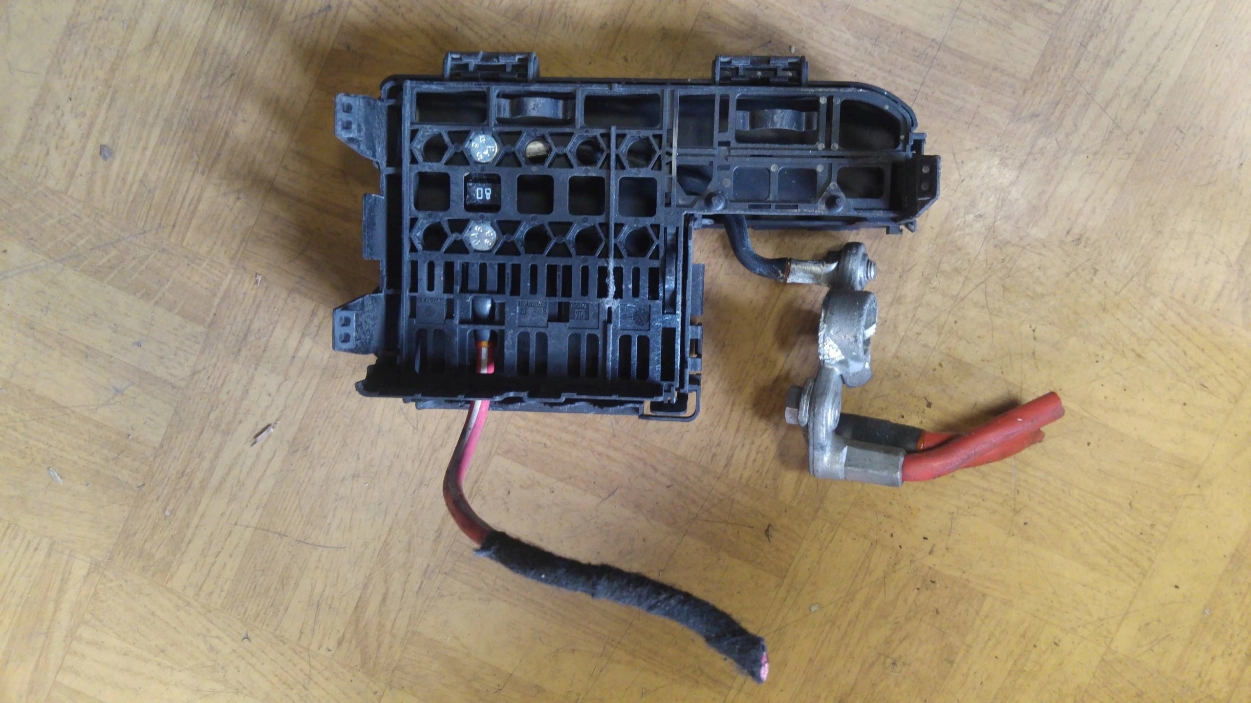 TERMINAL batterie klemme plus OPEL CORSA D