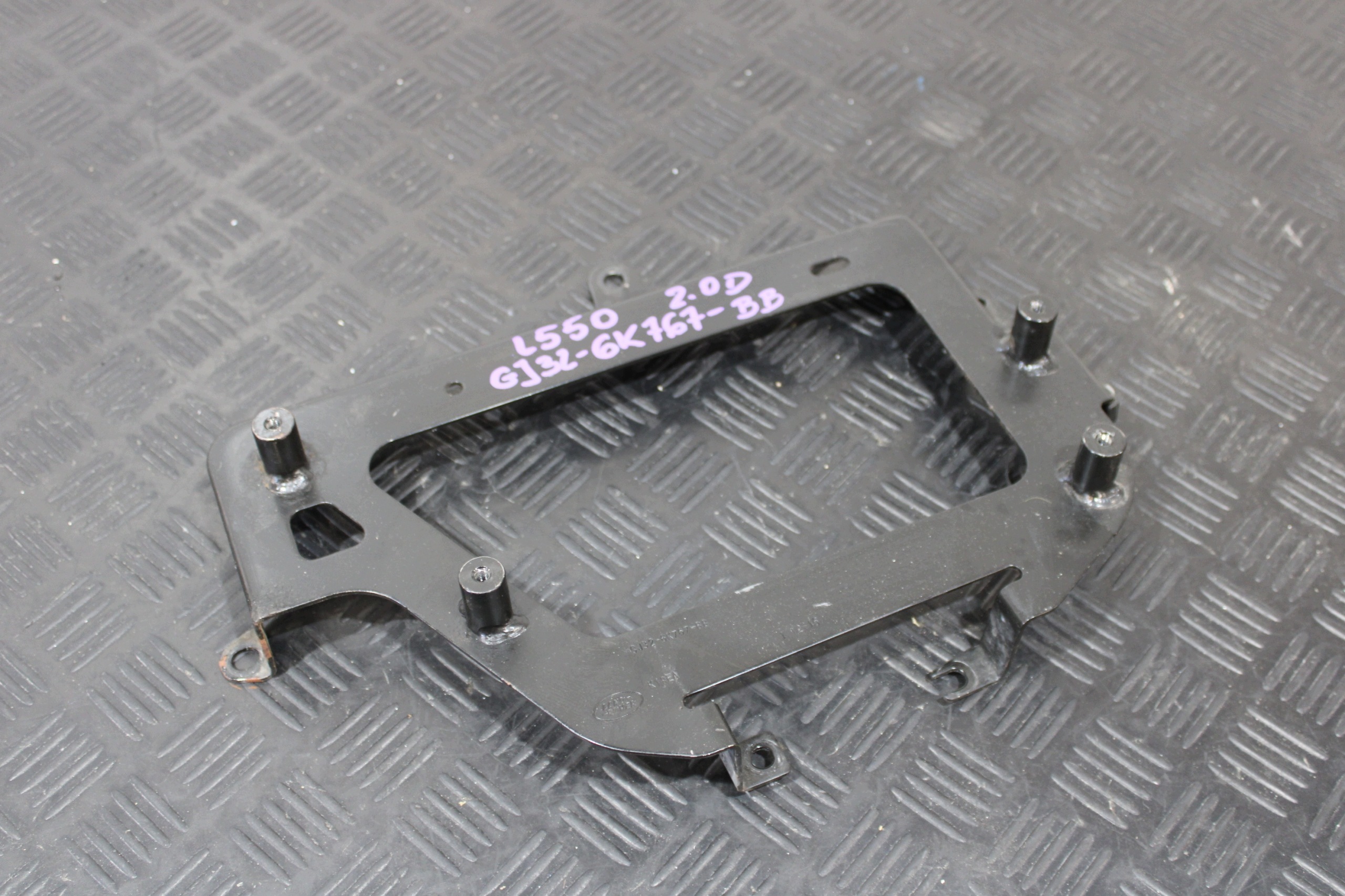 support intercooler GJ32-6K767-BB LAND ROVER DISCOVERY SPORT L550