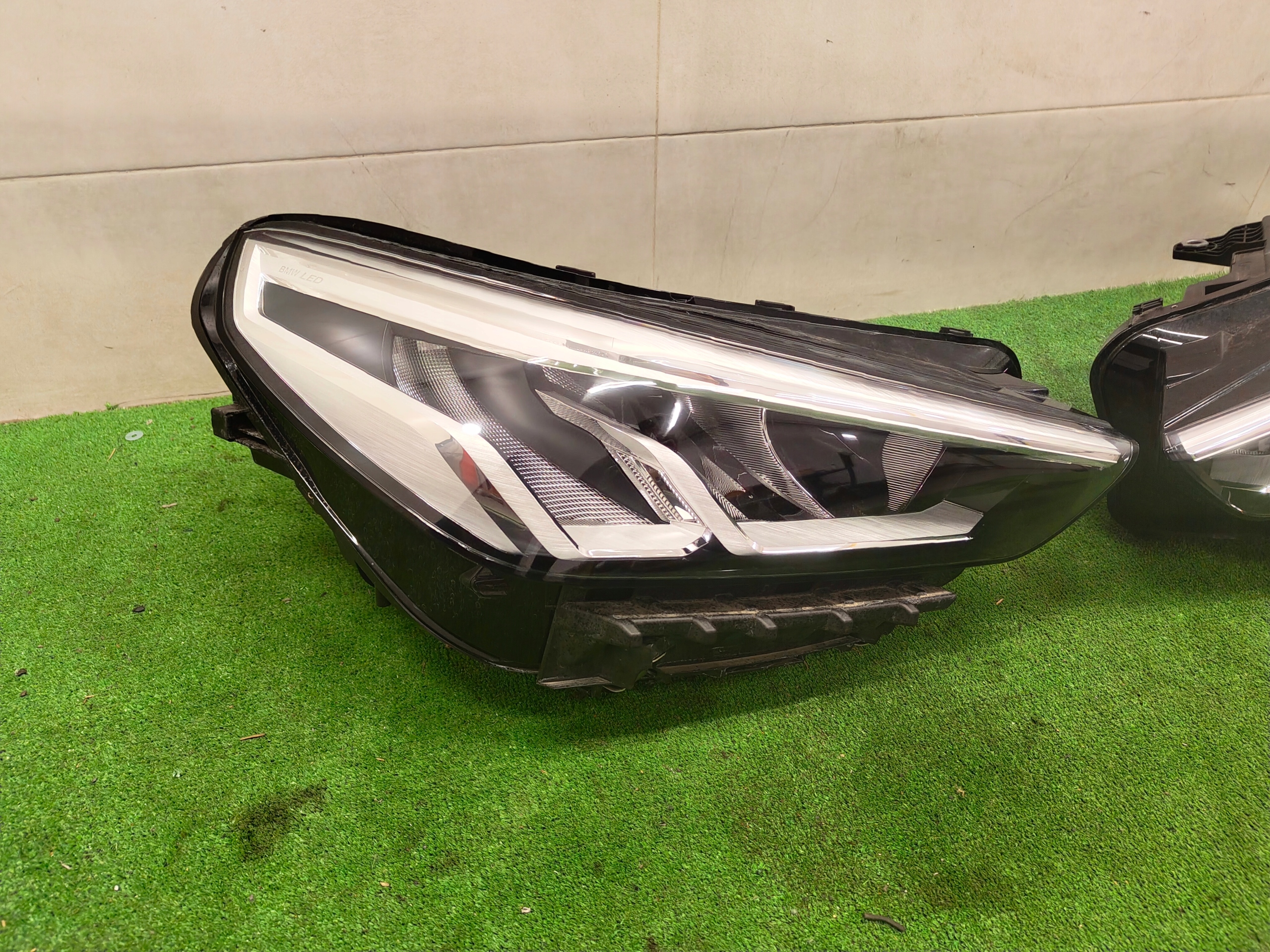 BMW X1 U11 light front FULL LED EU right left 5A9A221 5A9A222