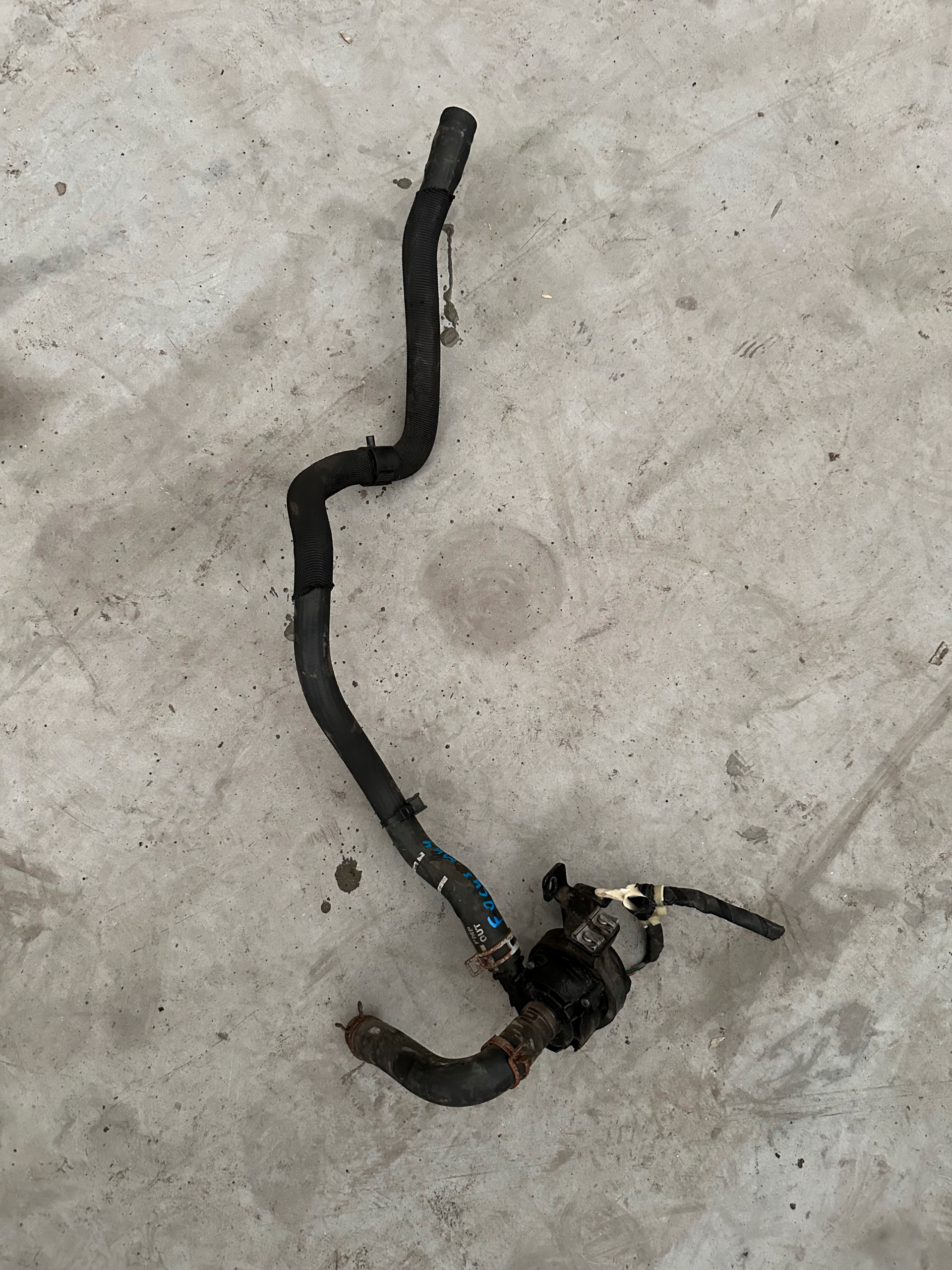 FORD FOCUS MK4 LIFT Pompa Pompa d’acqua