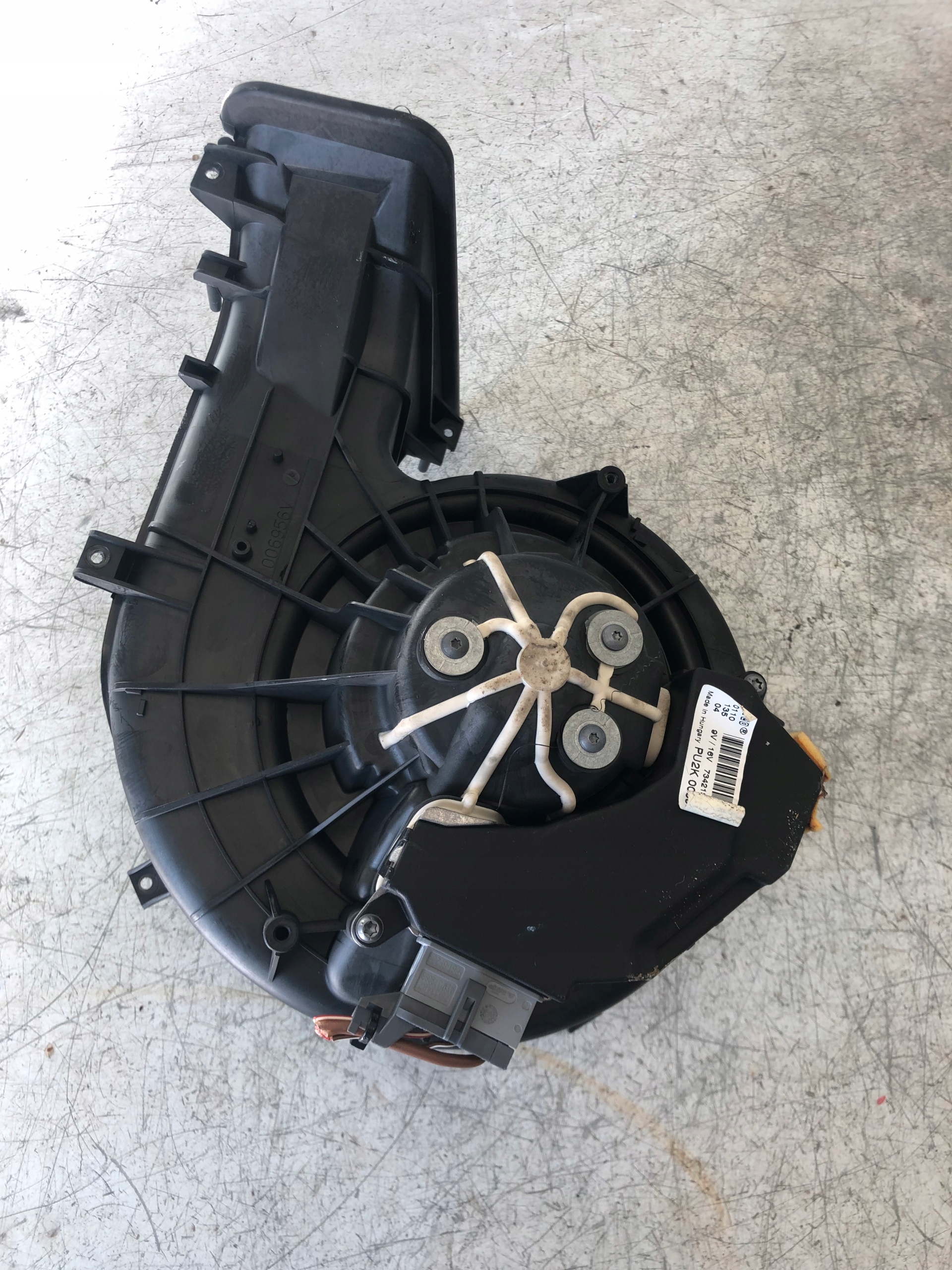 tOPENÍ ventilátor OPEL SIGNUM 985852T