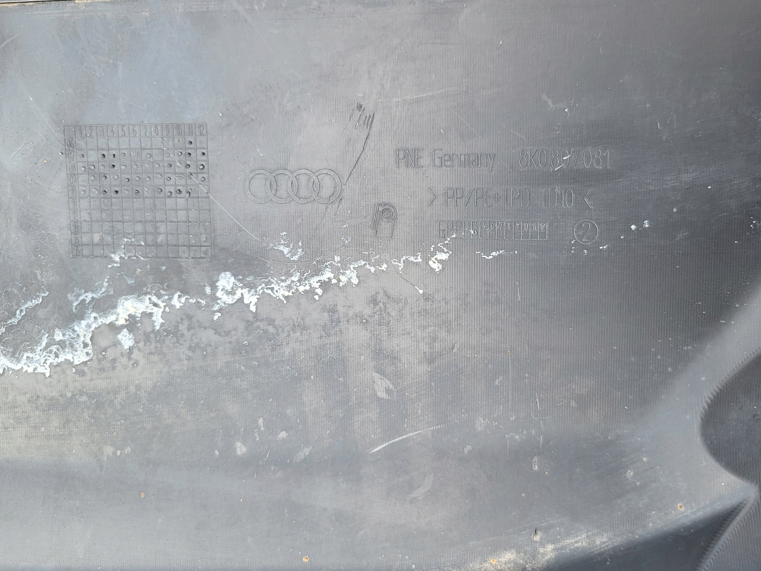 kryt obal stěny předního Horn AUDI A4 B8 8K 8K0807081 OE EU