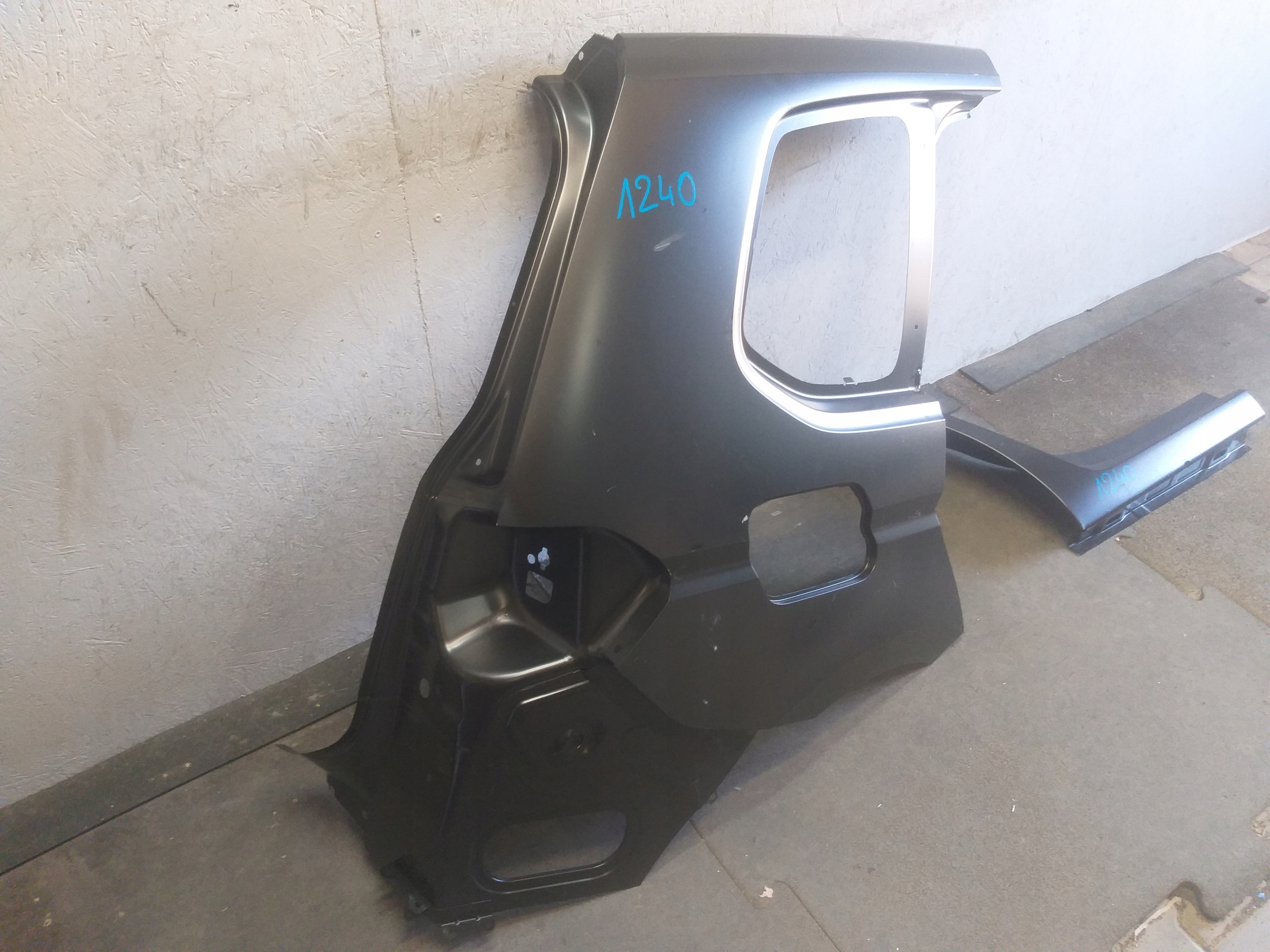PARAFANGO POSTERIORE DESTRA VW TOURAN 15- 5TA809052