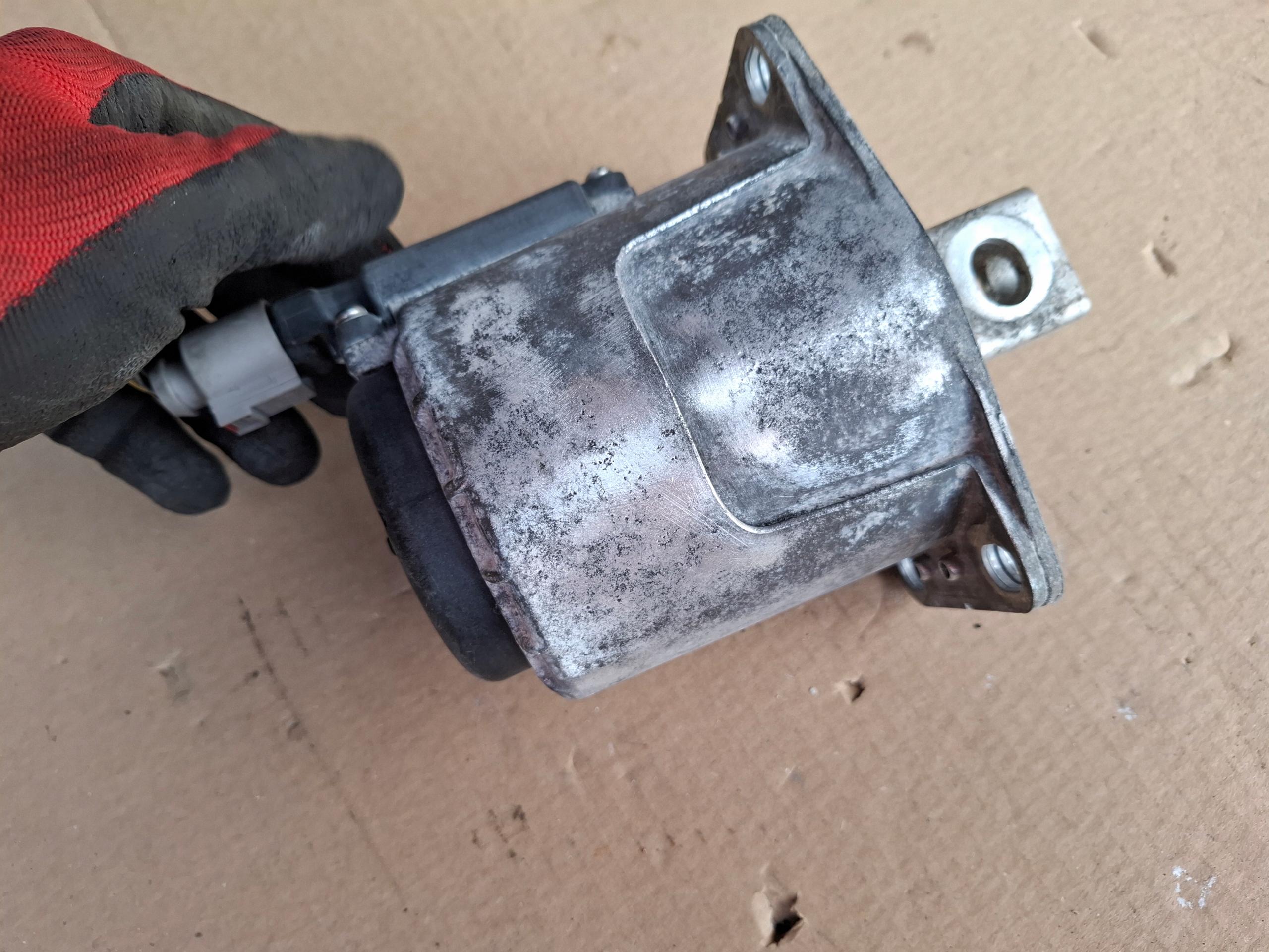 PORSCHE CARRERA 911 992 992199384A engine mount HYDRO MOUNTING