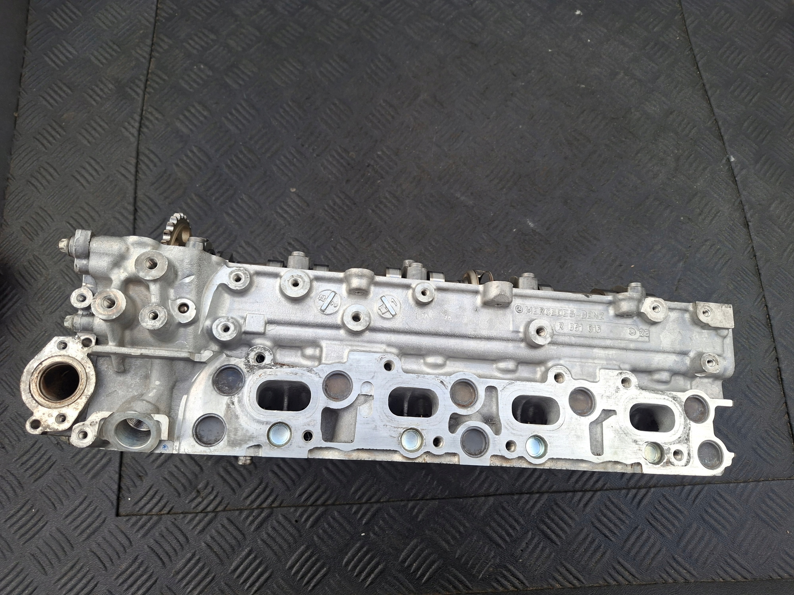 head. complete SPRAWDZONA R651016 23 MERCEDES E W212 2.2 D CDI 651900