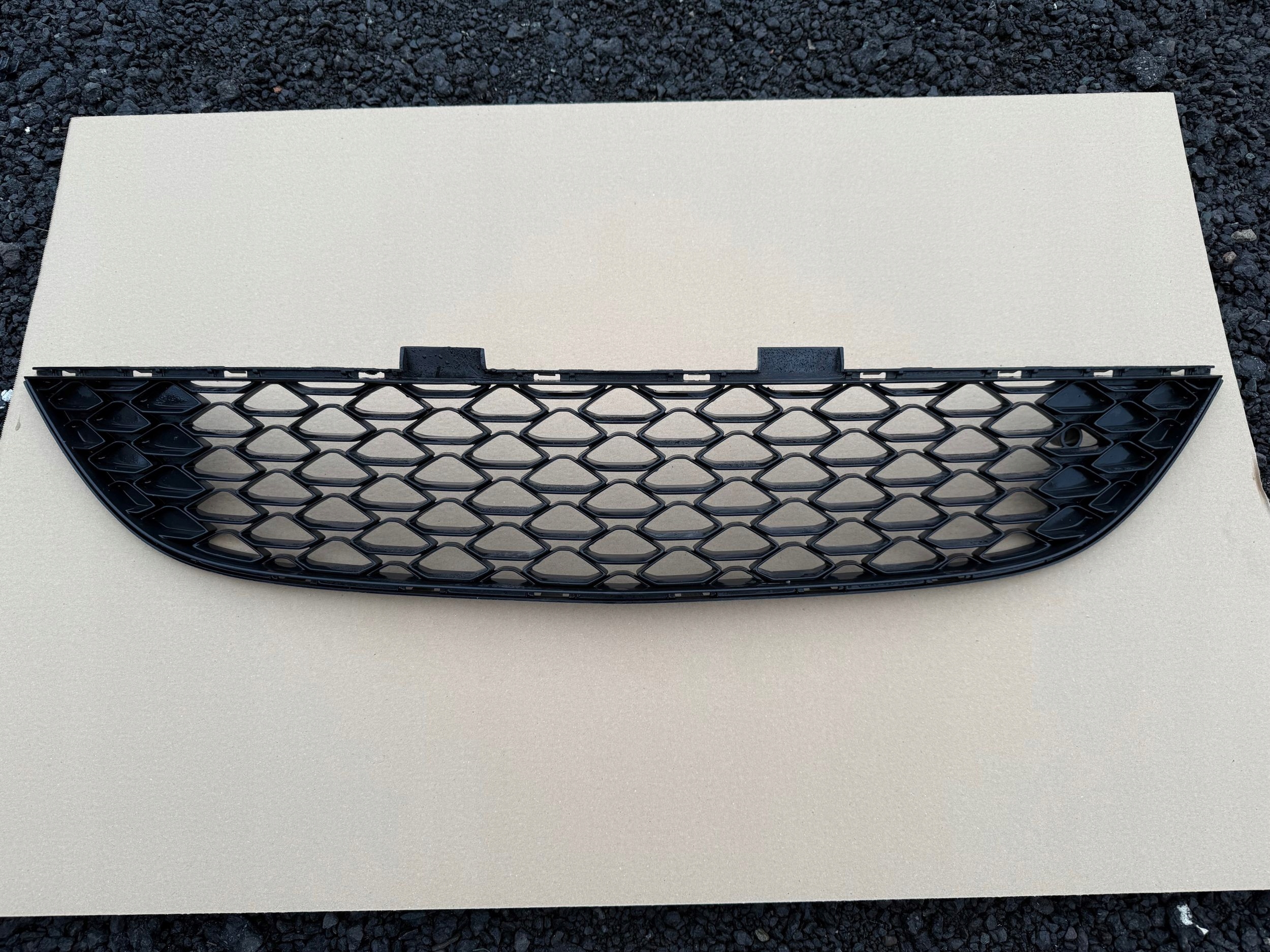 Opel Astra Kühlergrill FRONTGRILL Kühlergitter 13367550 - Thumbnail 1