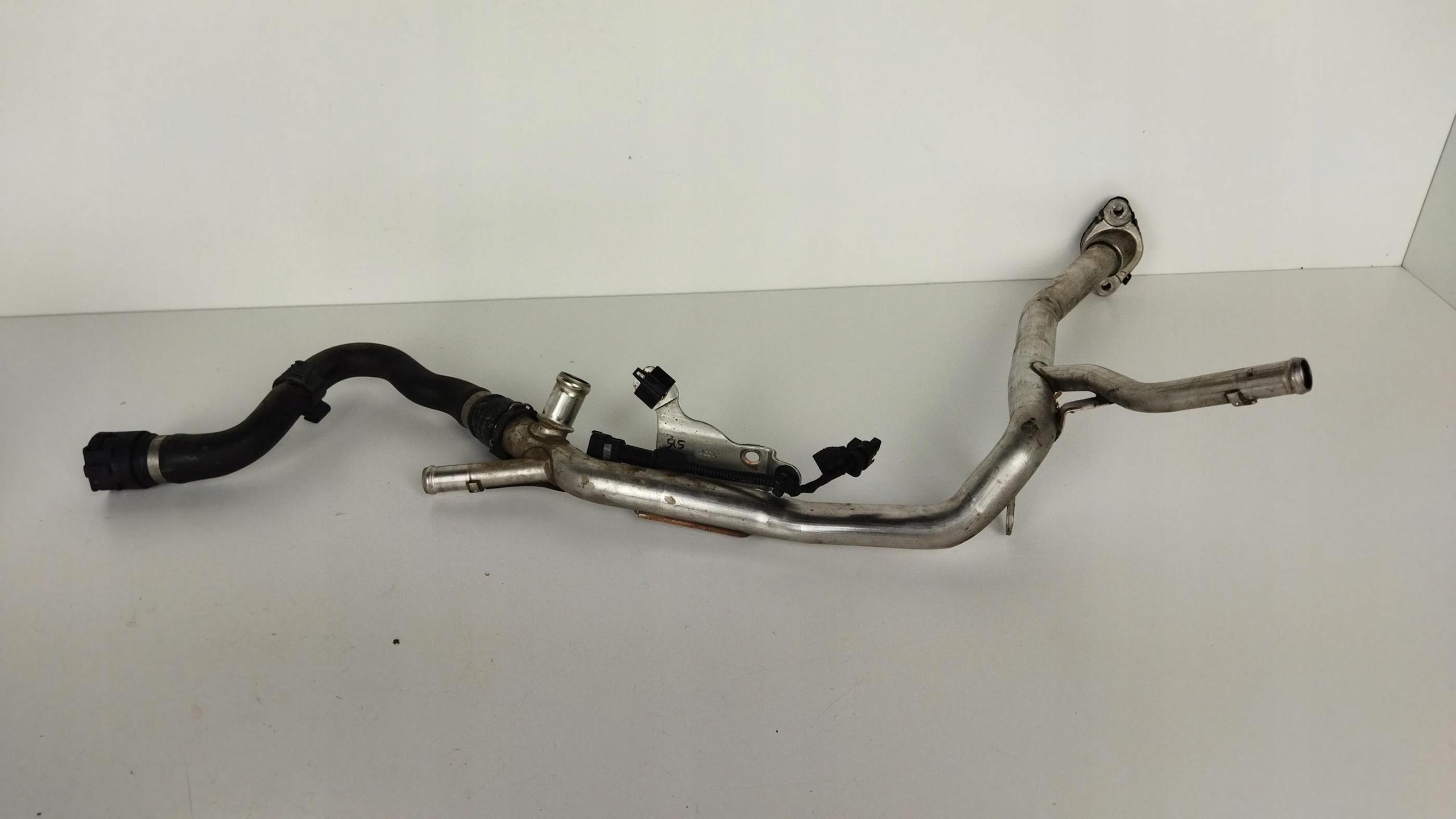 INSIGNIA B 2.0CDTI prijenos cijev vode 55506821