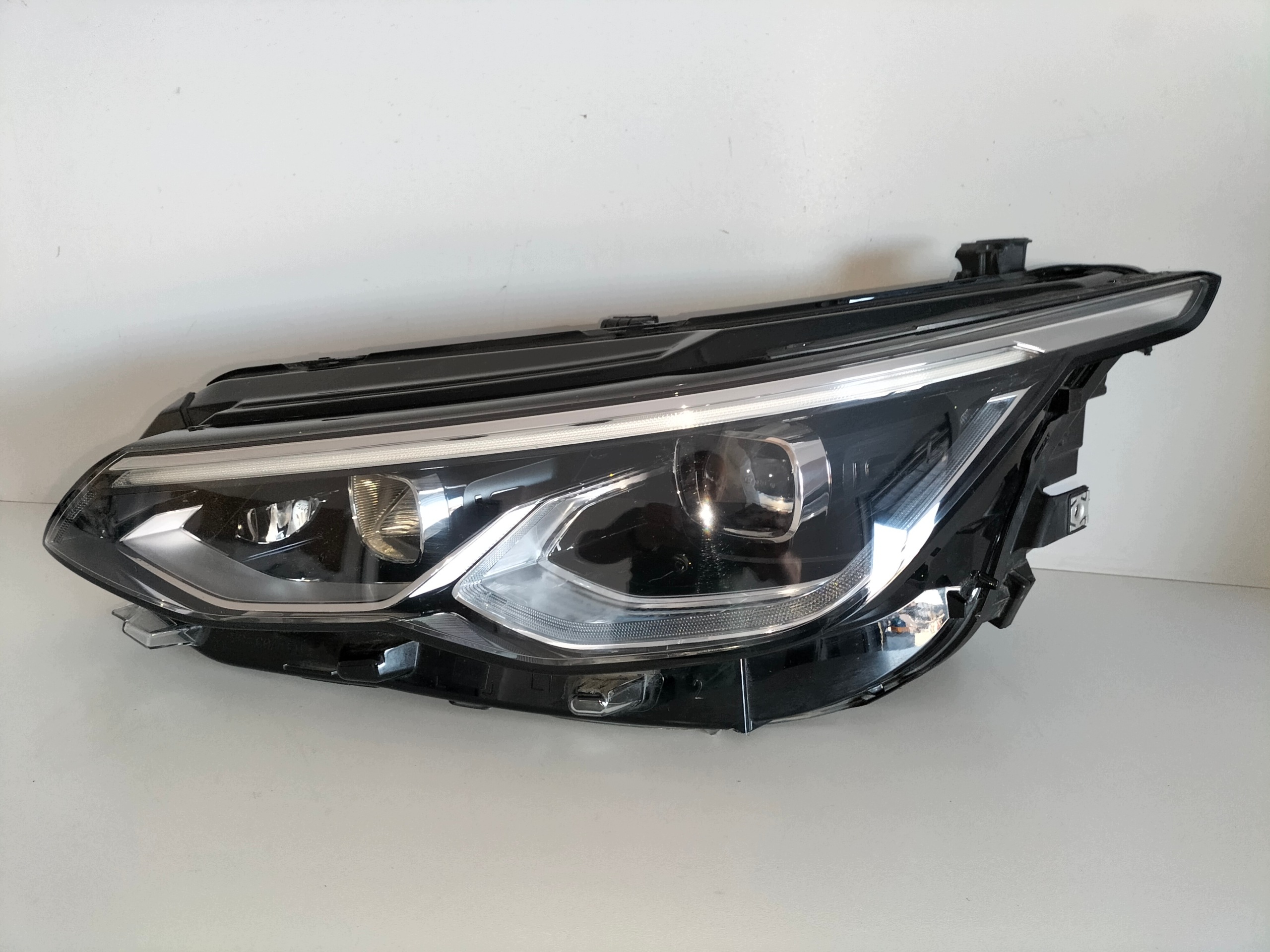 light front reflektor left VW GOLF 8 VIII 20-24 FULL LED