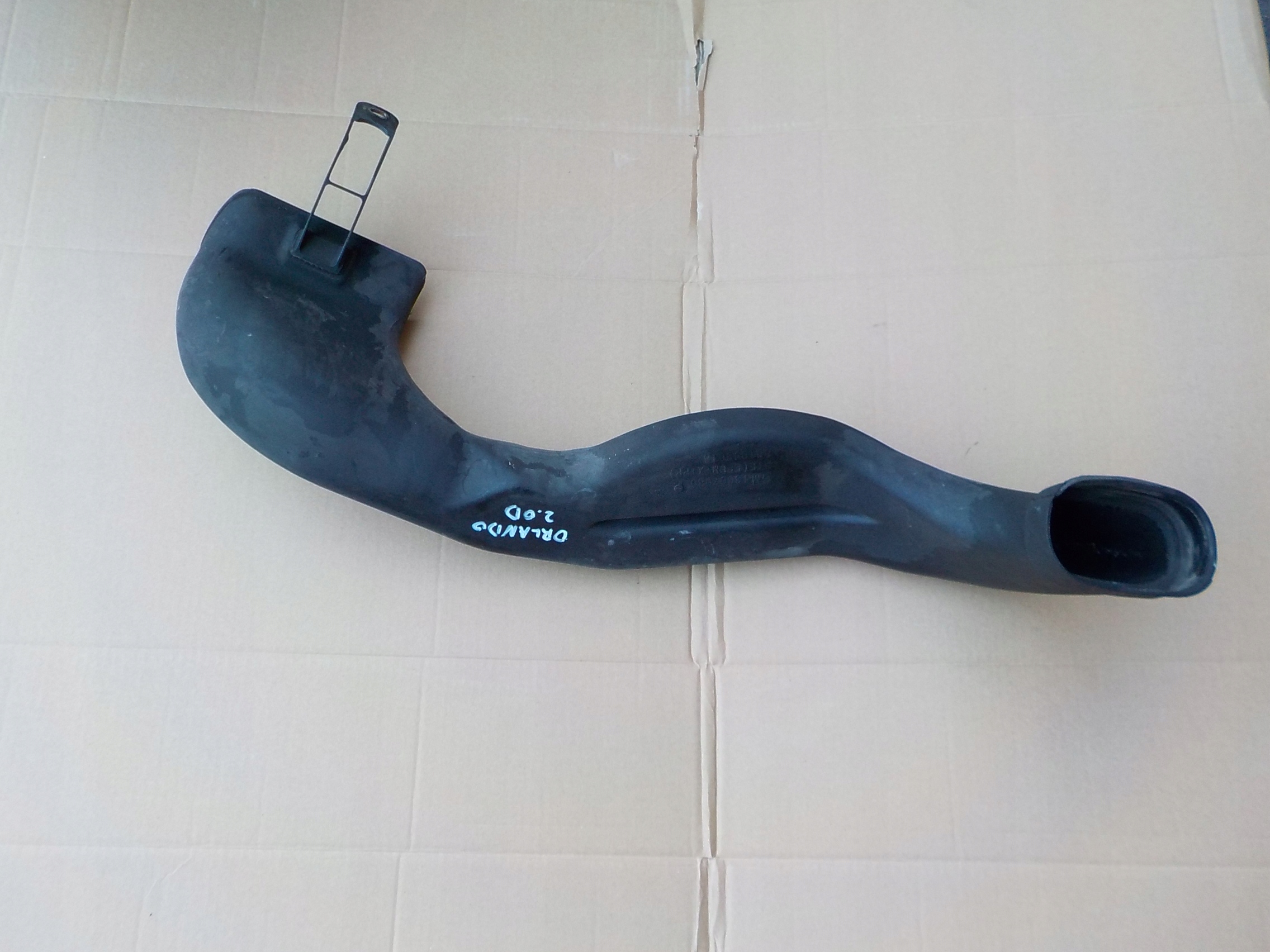 intake air hose chevrolet orlando 2,0 vcdi 13307080