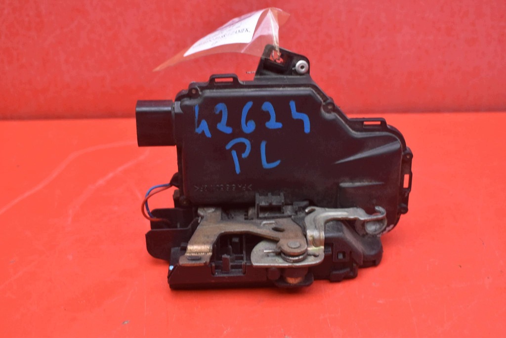 lock door left front front EU VW GOLF 4 IV 5D HB 97-06