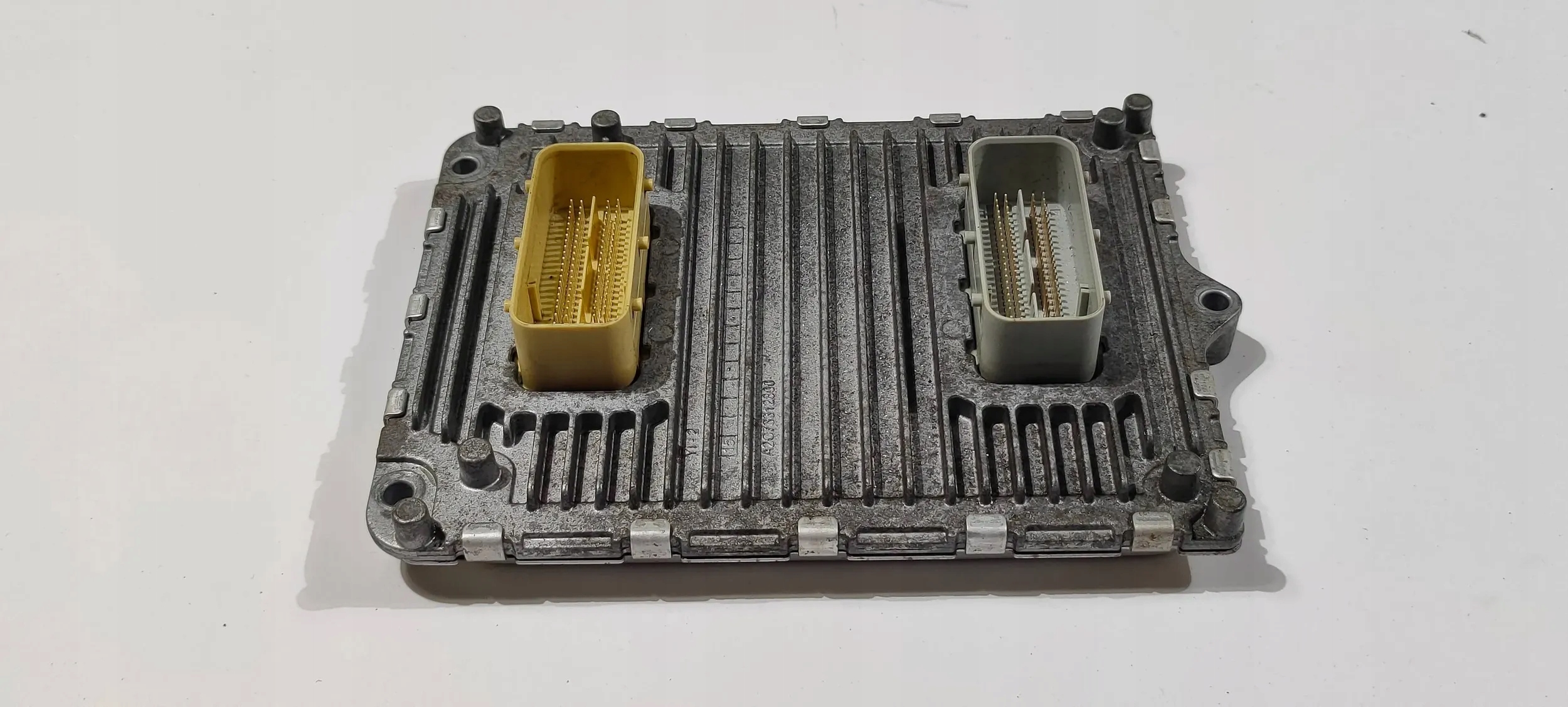unité de commande électronique uce ordinateur moteur ECU Dodge RAM 1500 5.7 2013