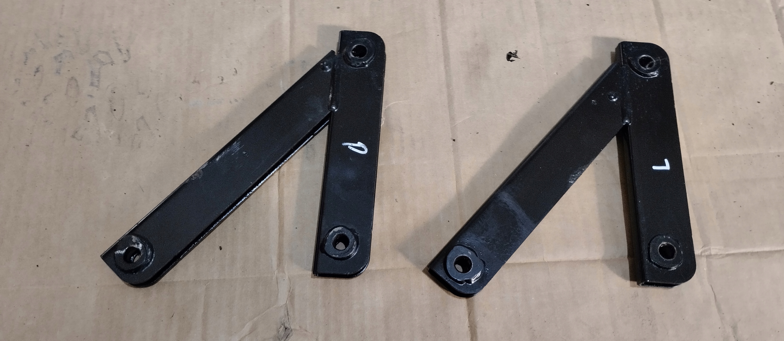 кронштейн крепление подпора MERCEDES W447 A4476200085