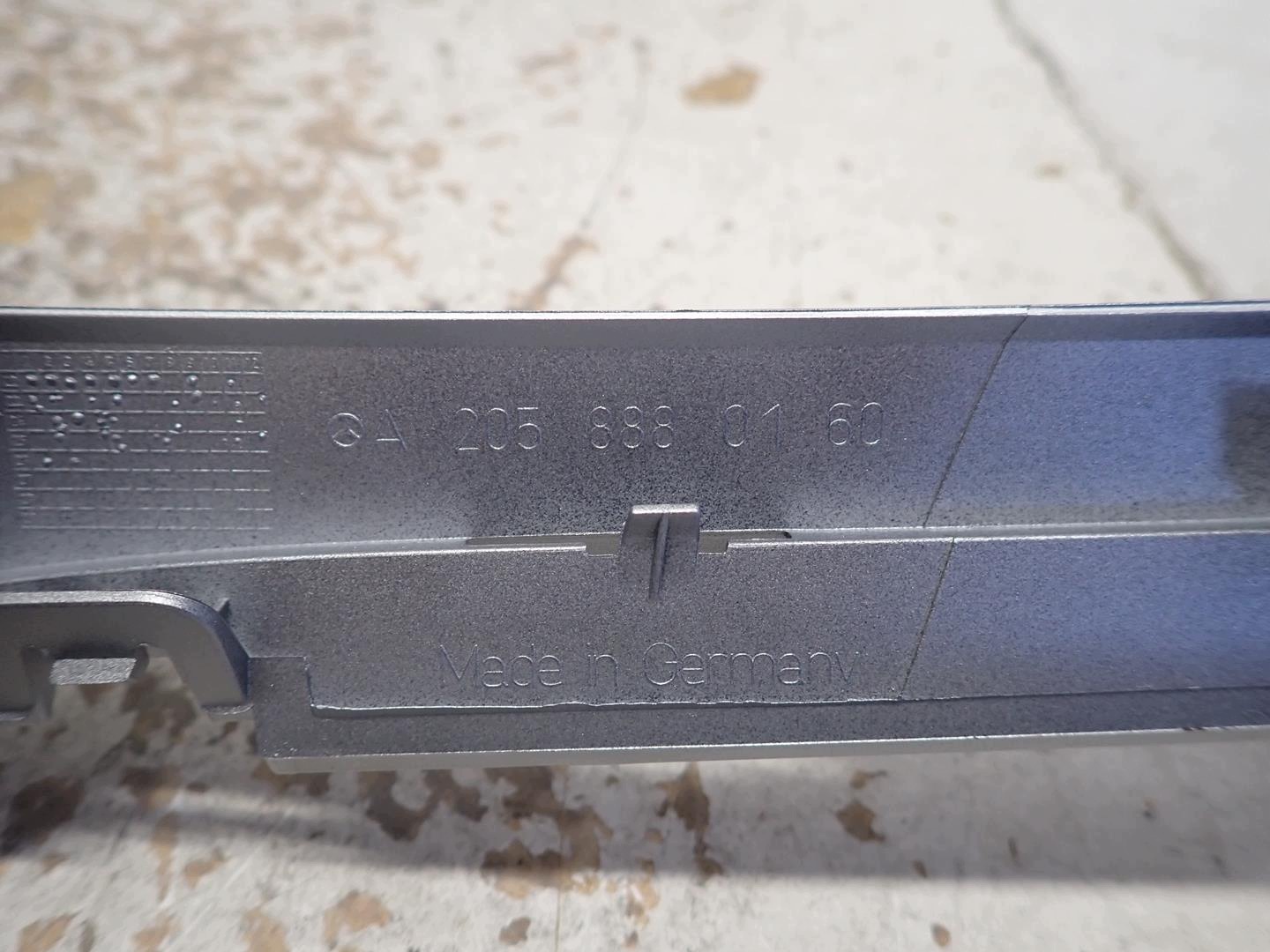 grille MERCEDES C-class W205 2014- A2058880160