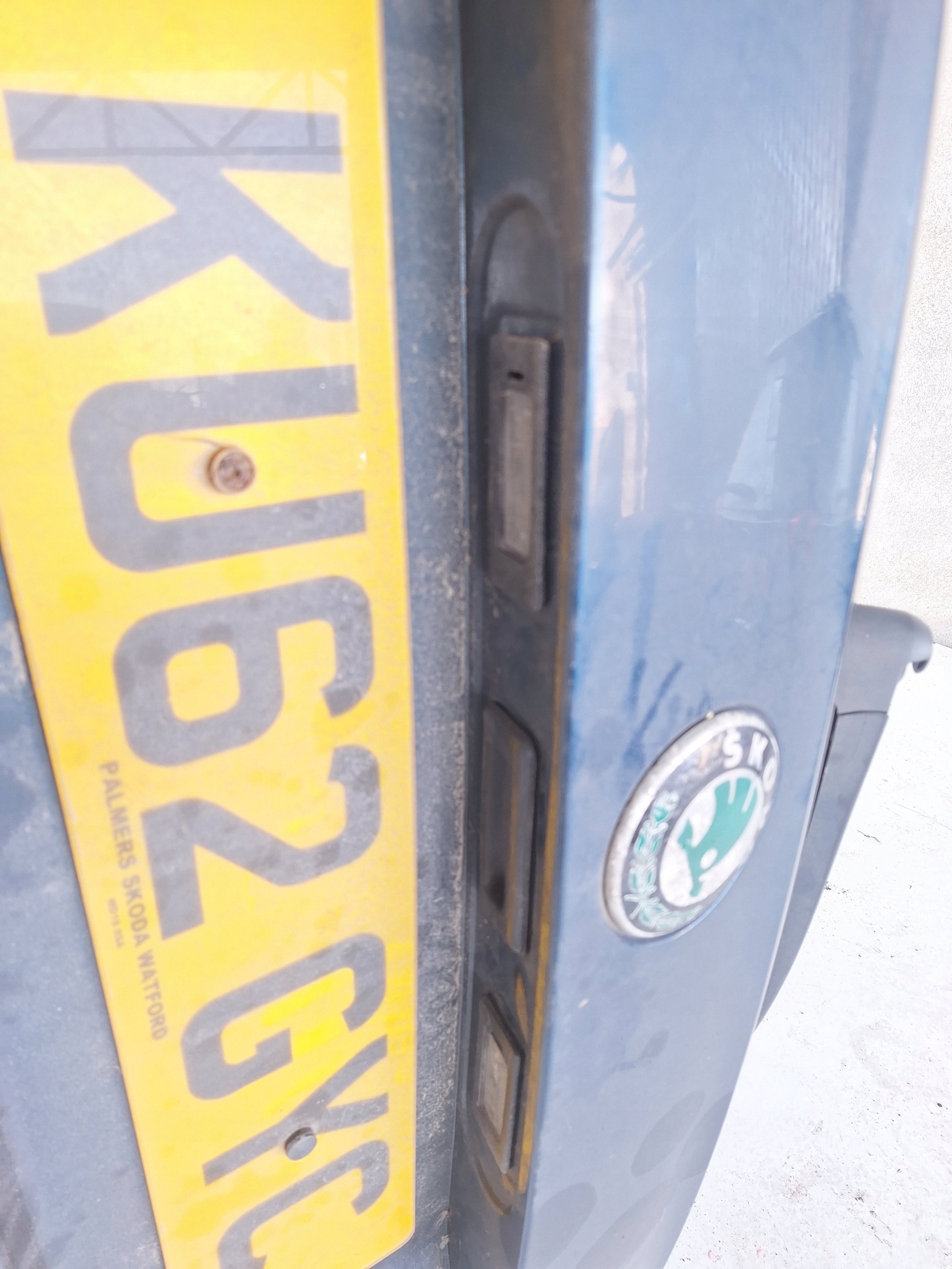 SKODA SUPERB II 3T0 08-13 boot door KOMBI