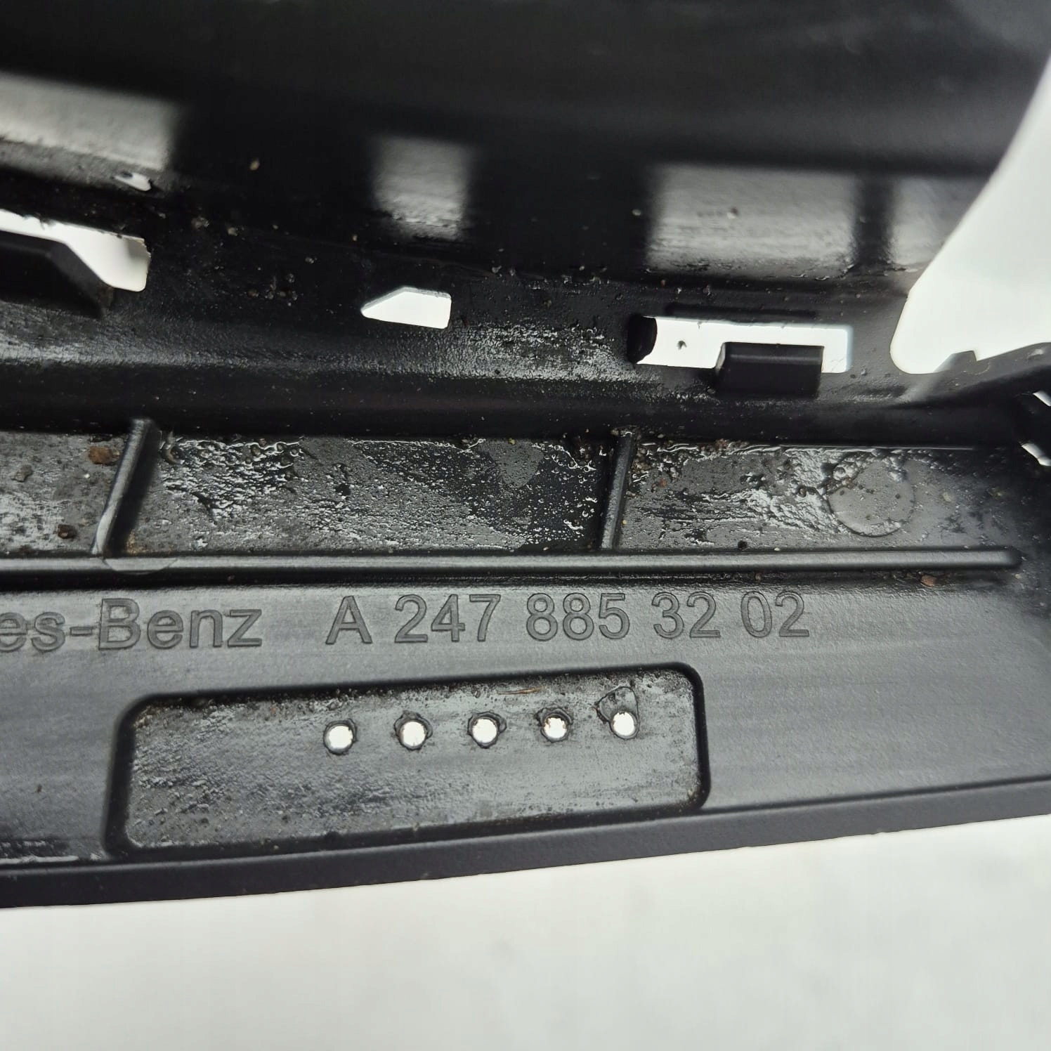 MERCEDES B-KLASA III 3 W247 AMG 18-23 holder support right front front