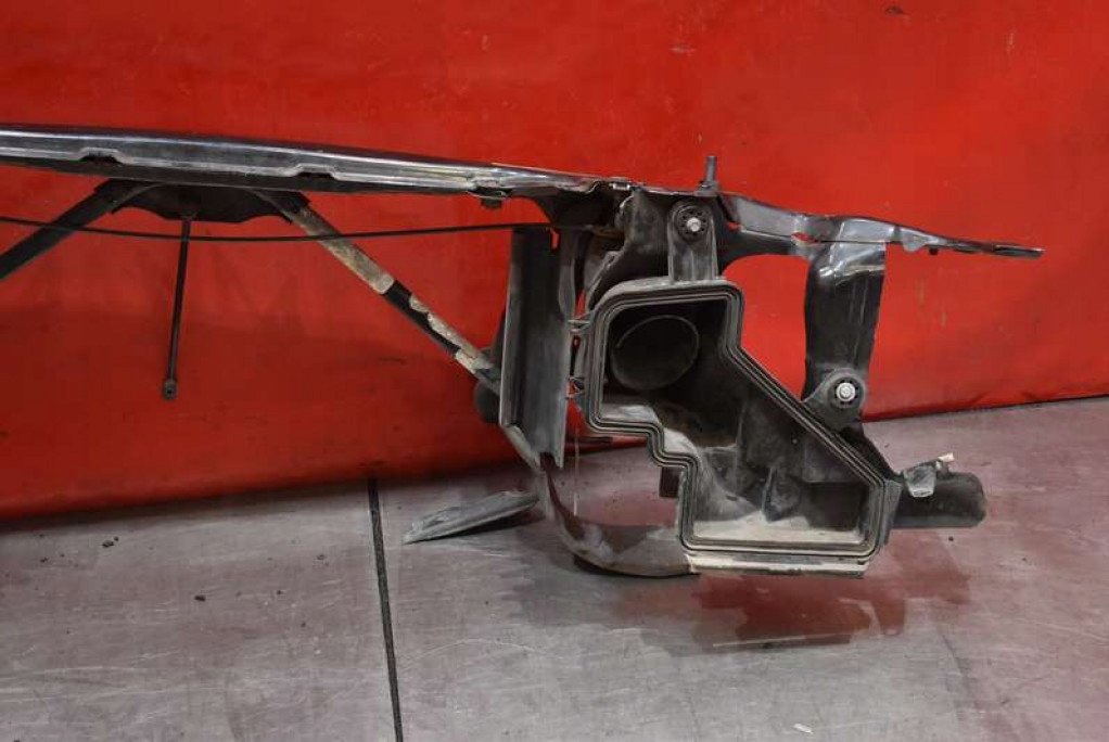 support panel for radiators pillar BMW E65 3.5 V8 272 KM 01-05