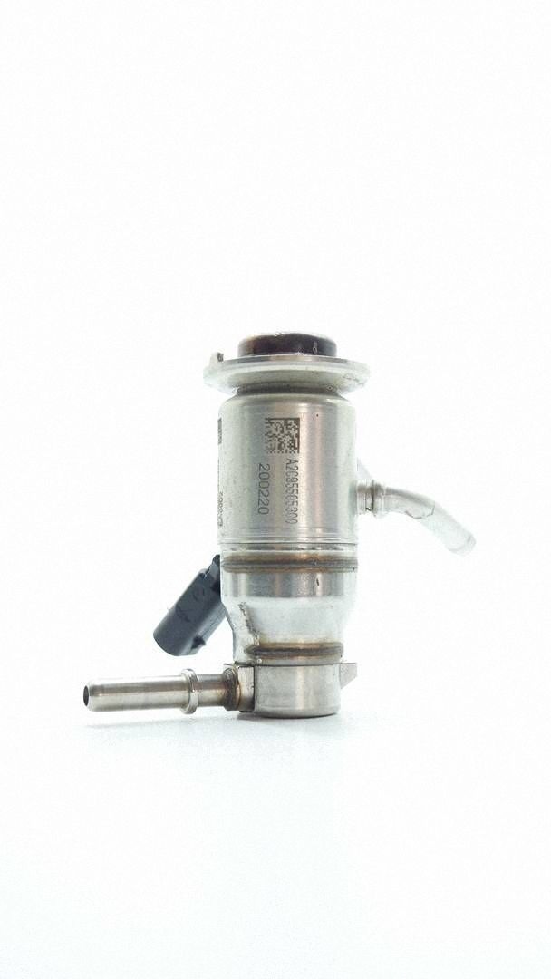 injector nozzle ADBLUE MERCEDES S W222 3.0 CDI A0004904100