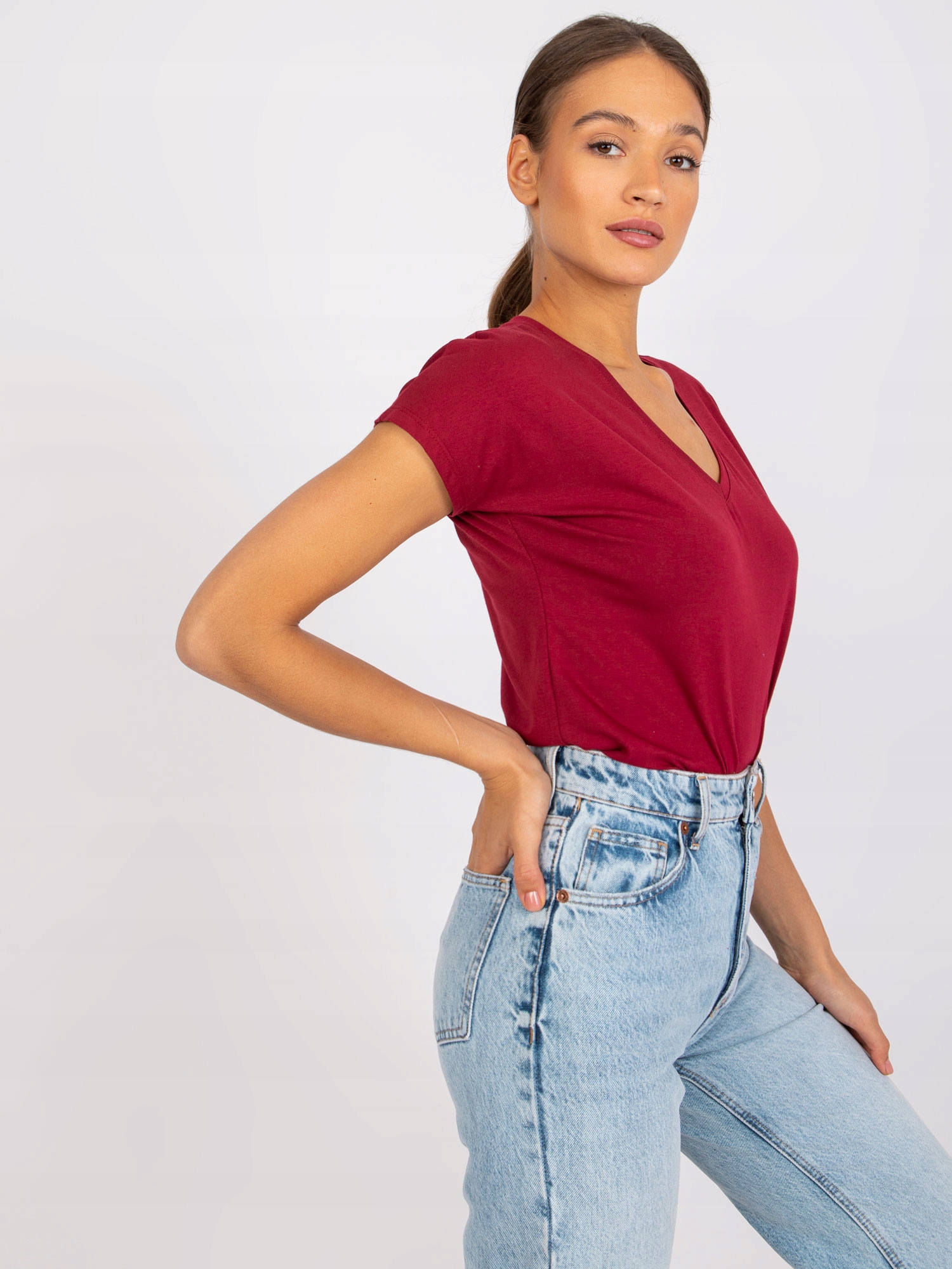 KOSZULKA DAMSKA T-SHIRT BAWEŁNIANY V-NECK SEREK Płeć kobieta