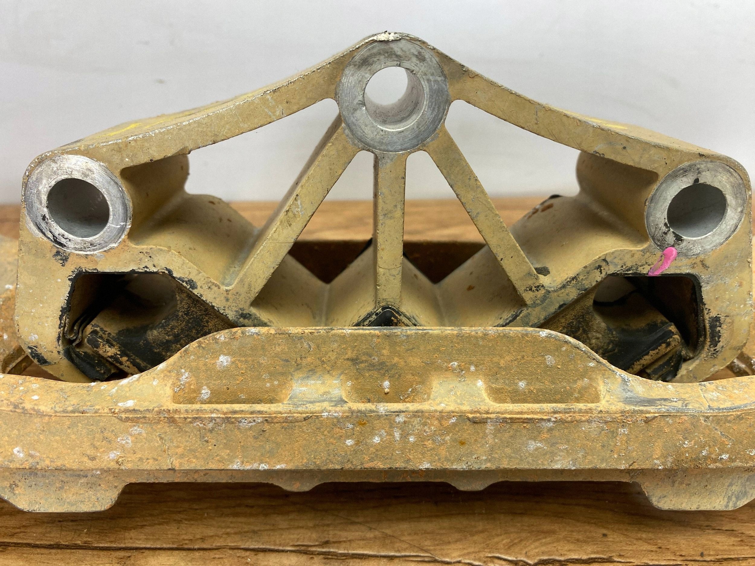 gearbox mount Ford Mustang VI 2015+