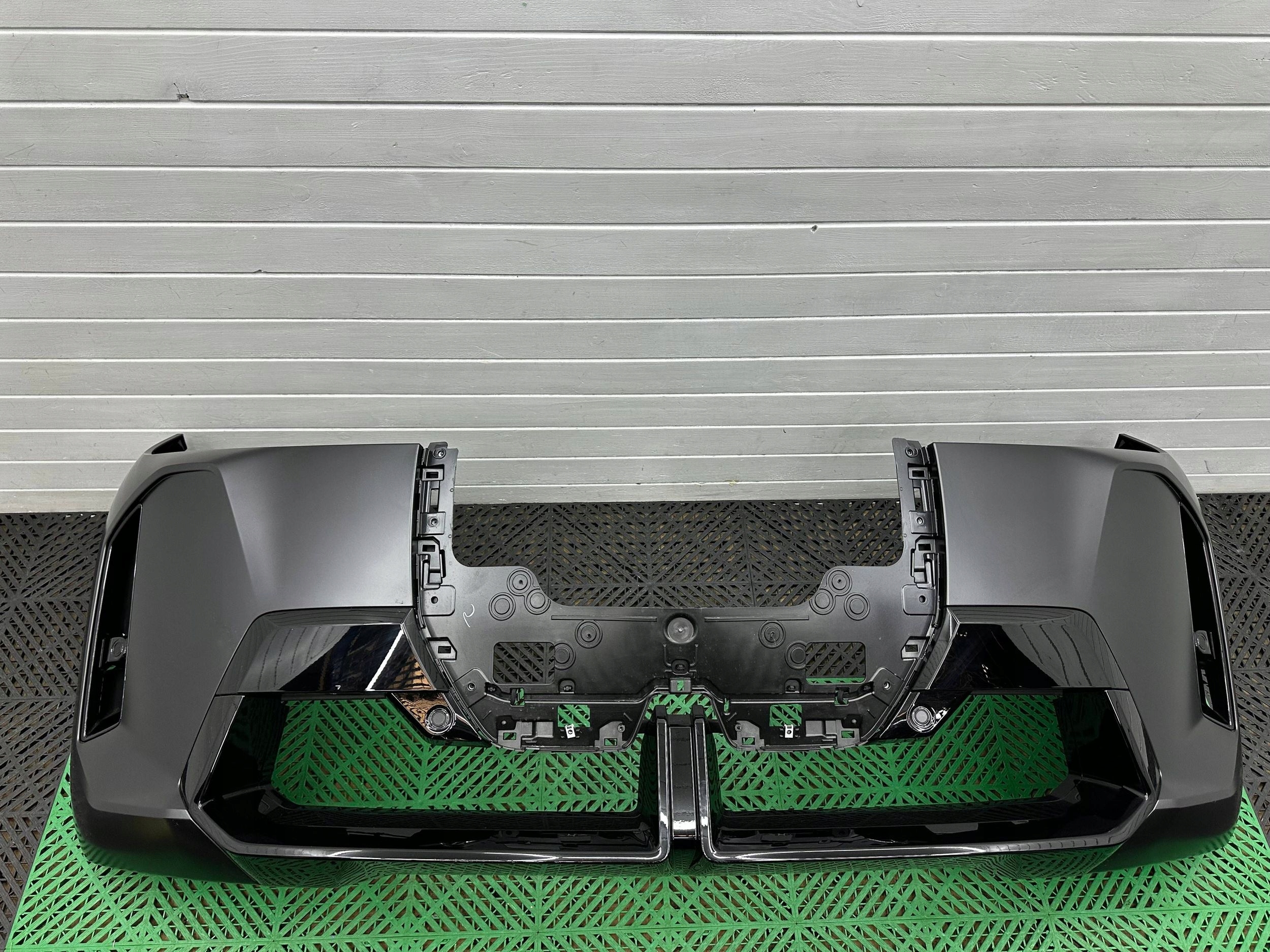front bumper front BMW iX20 M PAKIET