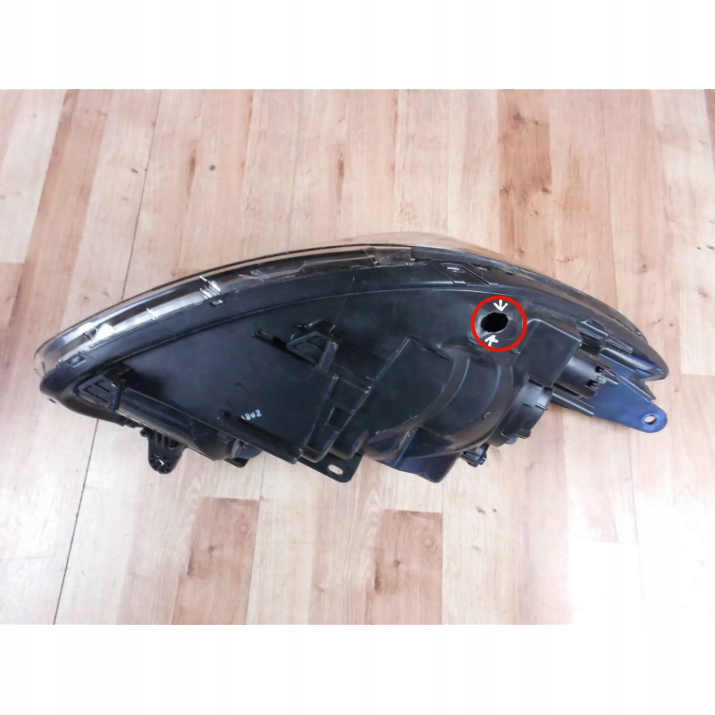 KIA Picanto II 2011-2017 light left front front left 921011Y0