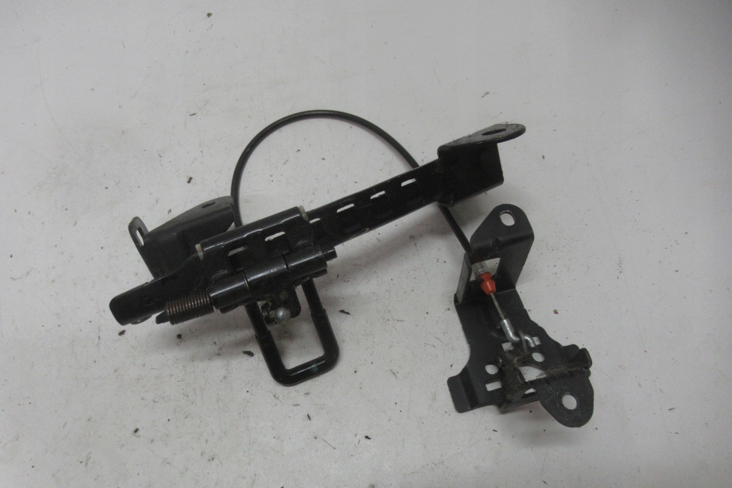 SUBARU FORESTER 11R RYGIEL lock KANAPY right