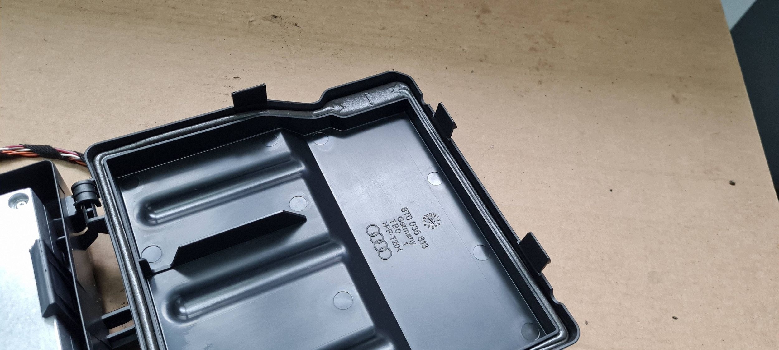 Q5 8R SQ5 LIFT module BLUETOOTH control unit connecting spoiler 8T0862335E A4 B8 A5