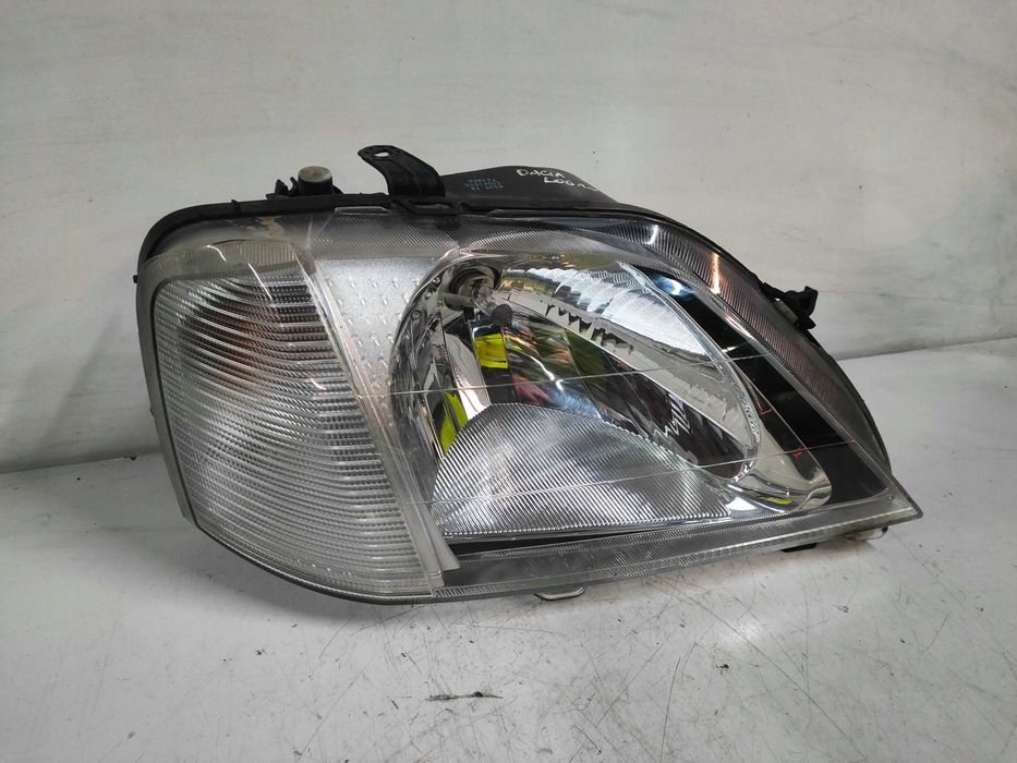 light right front Dacia Logan Europa