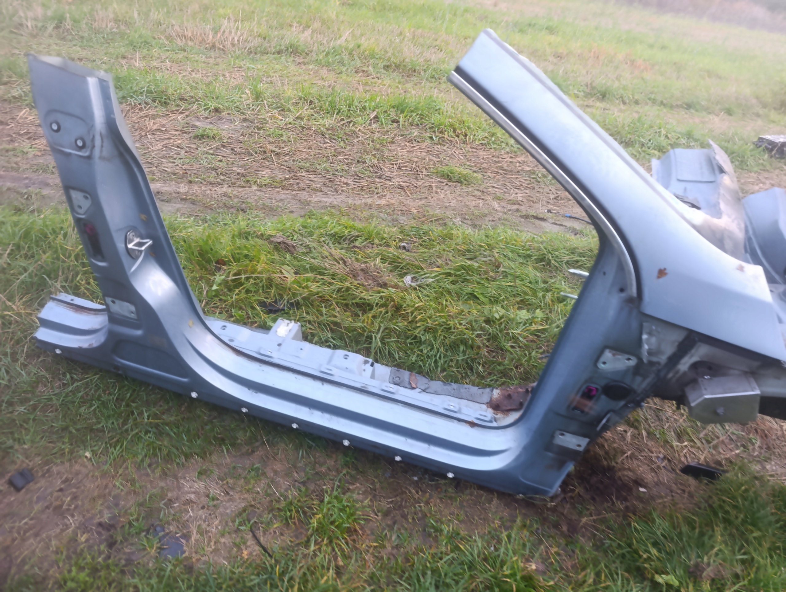 quarter right Volkswagen Passat CC LC7Z