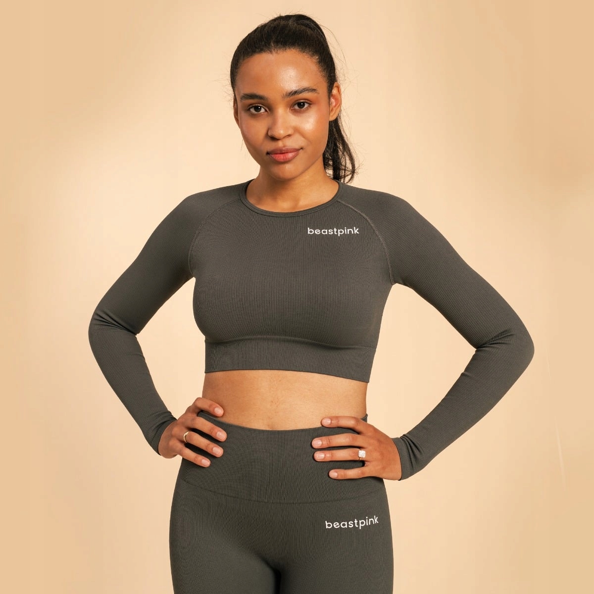 GymBeam Damski Crop Top Hyper Shadow XL