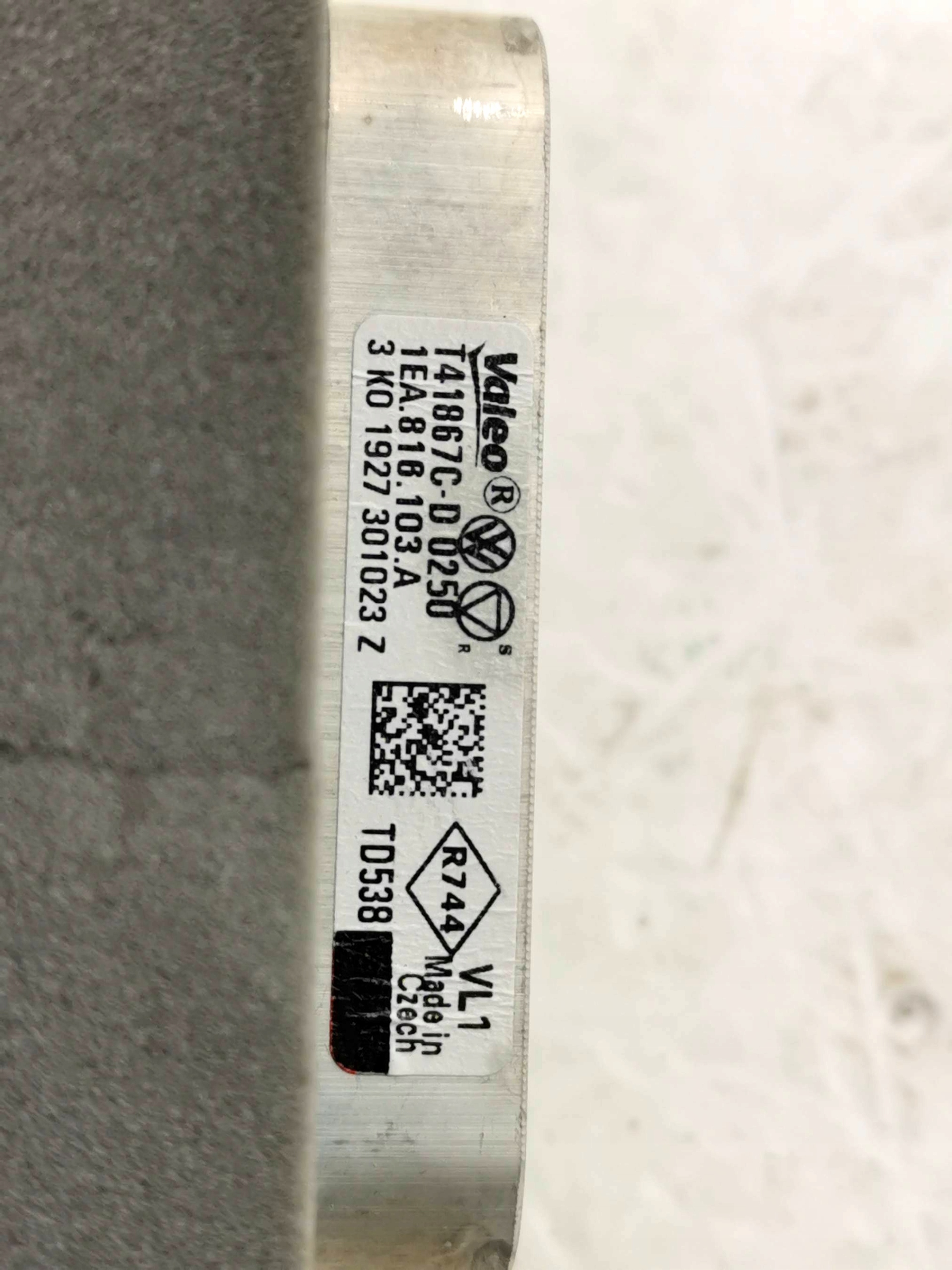 радиатор отопителя отопитель салона vw id.7 ID7 1EA820351BK оригинал